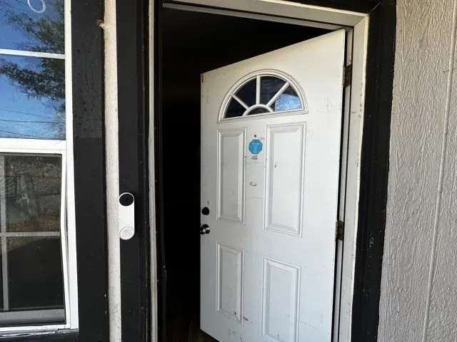Triplex For Sale in Dallas County , 5118 Ash Lane, Dallas, Texas 75223, 4 Bedroom, 3 Bathroom, Garage spaces, 0 Sqft, built in 1923, Preowned, mls#21217019, Real Estate Agent in Dallas, Homes For Sale in Dallas county, Homes For Sale in Dallas, Realtor in Dallas Texas, Real Estate Brokerage Independent Realty Texas, Luminita Cordes Realtor