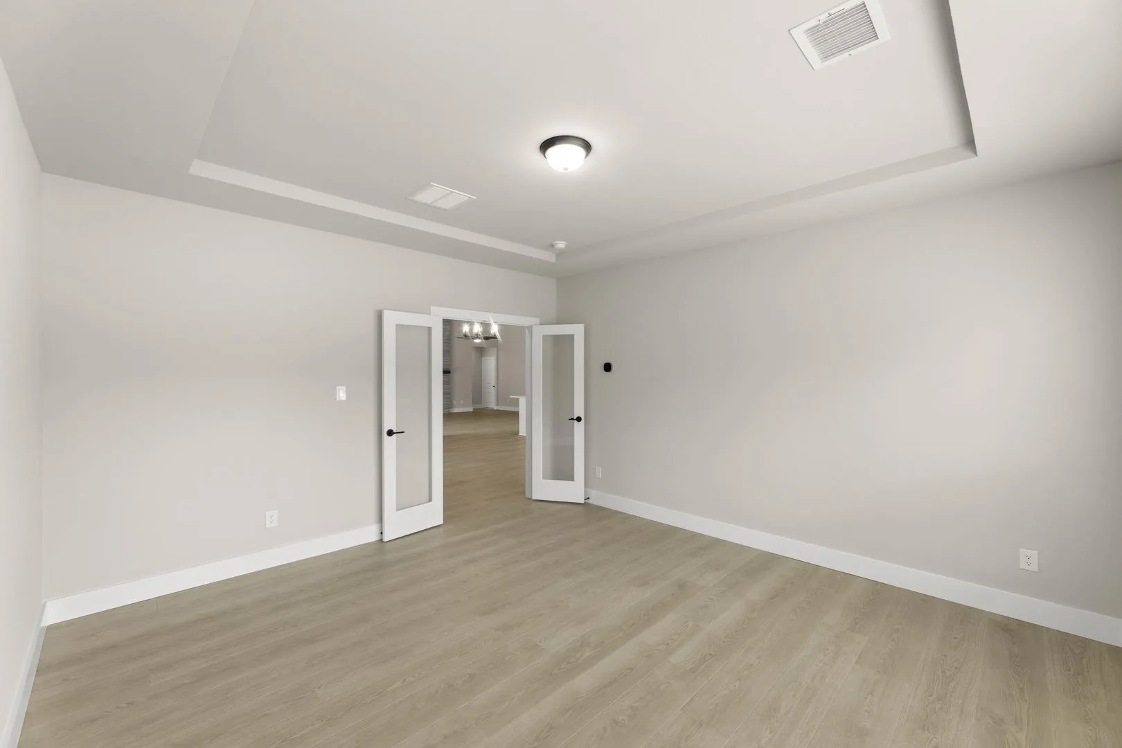 111 Broadmoor-Study-2