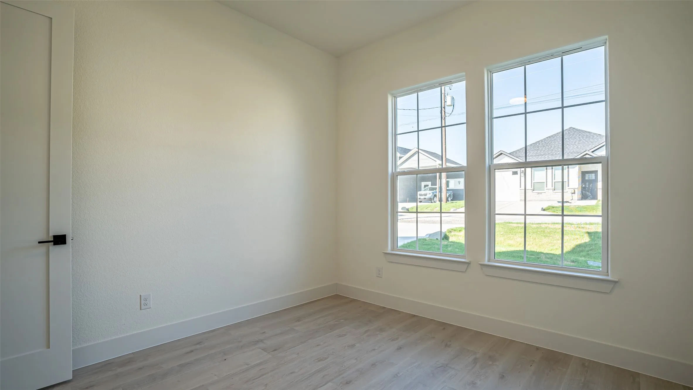 Single Family Residence For Sale in Hood County , 5634 Barkridge Drive, Granbury, Texas 76048, 4 Bedroom, 3 Bathroom, 2 Garage spaces, 2,228 Sqft, built in 2025, New Construction - Complete, mls#21215948, Real Estate Agent in Granbury, Homes For Sale in Hood county, Homes For Sale in Granbury, Realtor in Granbury Texas, Real Estate Brokerage Independent Realty Texas, Luminita Cordes Realtor