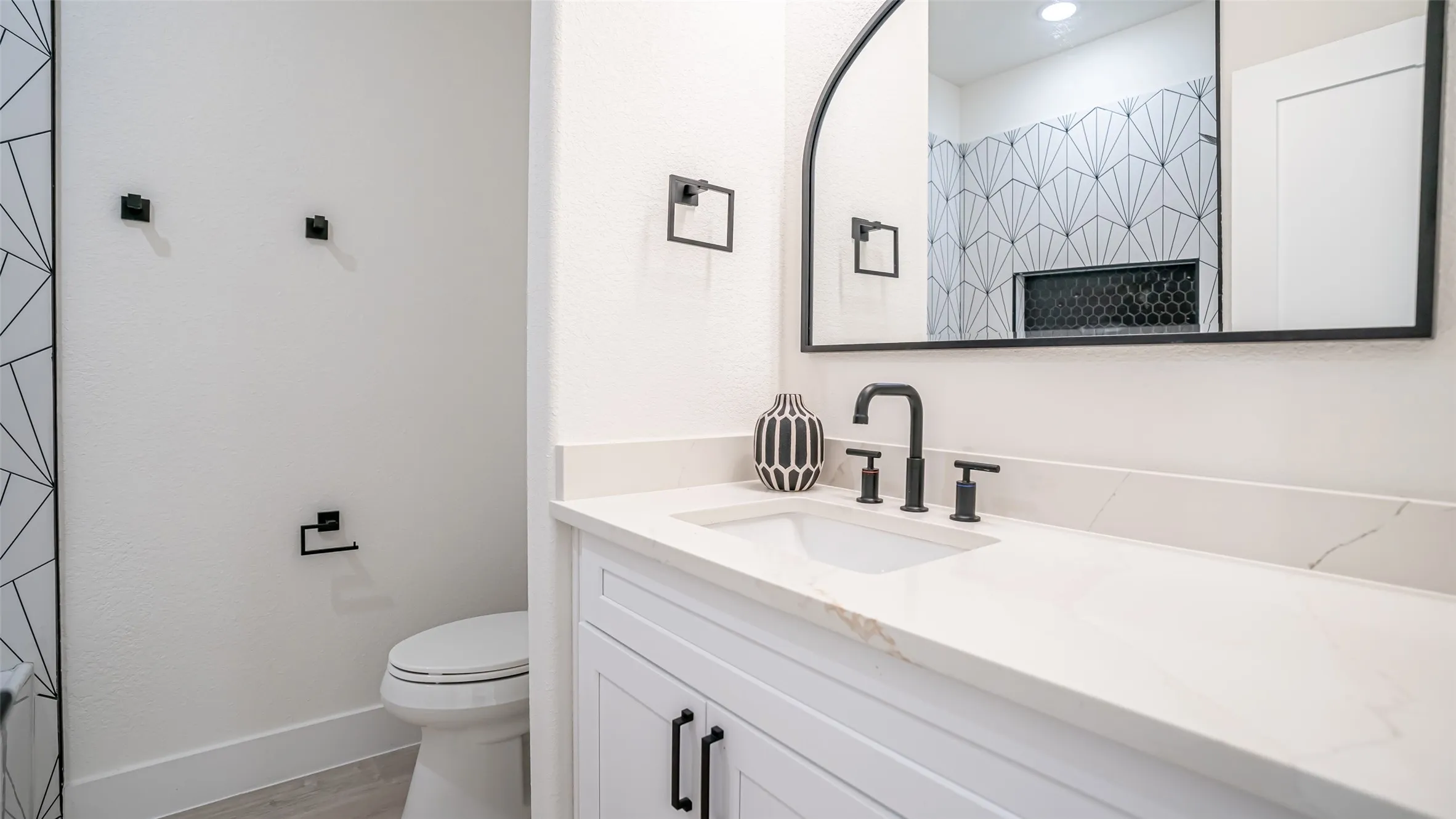 Single Family Residence For Sale in Hood County , 5634 Barkridge Drive, Granbury, Texas 76048, 4 Bedroom, 3 Bathroom, 2 Garage spaces, 2,228 Sqft, built in 2025, New Construction - Complete, mls#21215948, Real Estate Agent in Granbury, Homes For Sale in Hood county, Homes For Sale in Granbury, Realtor in Granbury Texas, Real Estate Brokerage Independent Realty Texas, Luminita Cordes Realtor