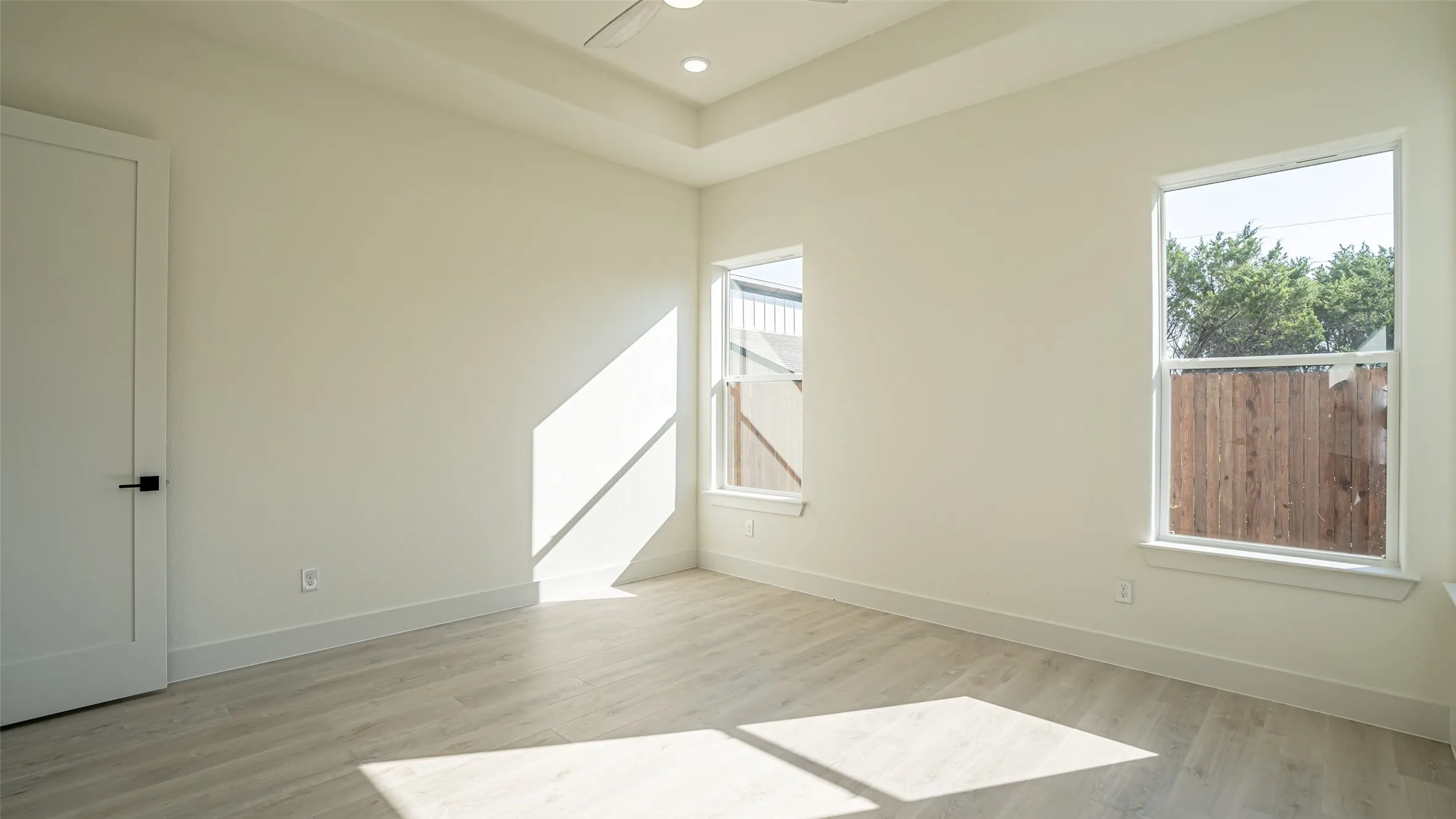 Single Family Residence For Sale in Hood County , 5634 Barkridge Drive, Granbury, Texas 76048, 4 Bedroom, 3 Bathroom, 2 Garage spaces, 2,228 Sqft, built in 2025, New Construction - Complete, mls#21215948, Real Estate Agent in Granbury, Homes For Sale in Hood county, Homes For Sale in Granbury, Realtor in Granbury Texas, Real Estate Brokerage Independent Realty Texas, Luminita Cordes Realtor