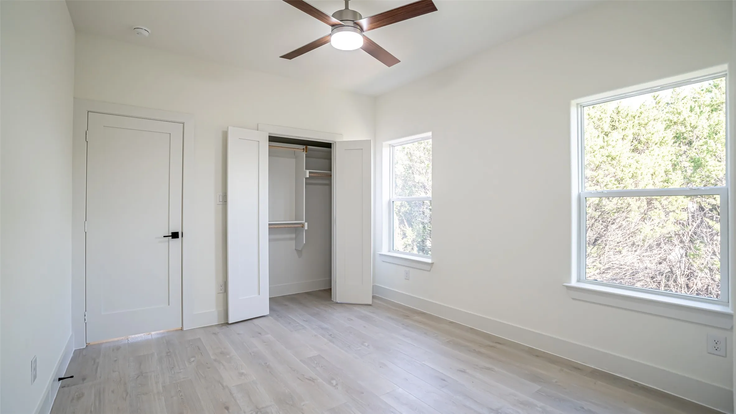 Single Family Residence For Sale in Hood County , 5634 Barkridge Drive, Granbury, Texas 76048, 4 Bedroom, 3 Bathroom, 2 Garage spaces, 2,228 Sqft, built in 2025, New Construction - Complete, mls#21215948, Real Estate Agent in Granbury, Homes For Sale in Hood county, Homes For Sale in Granbury, Realtor in Granbury Texas, Real Estate Brokerage Independent Realty Texas, Luminita Cordes Realtor
