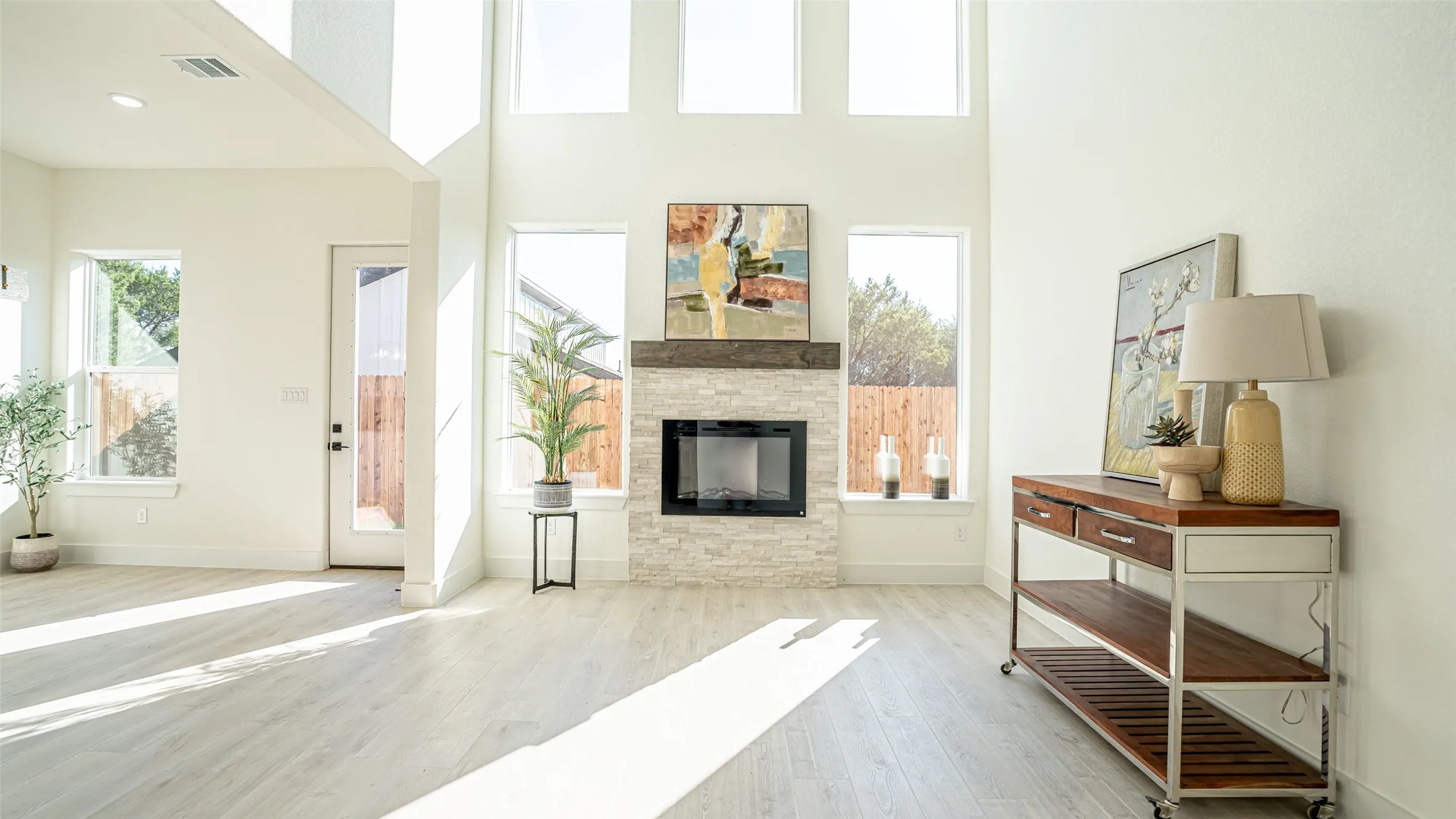Single Family Residence For Sale in Hood County , 5634 Barkridge Drive, Granbury, Texas 76048, 4 Bedroom, 3 Bathroom, 2 Garage spaces, 2,228 Sqft, built in 2025, New Construction - Complete, mls#21215948, Real Estate Agent in Granbury, Homes For Sale in Hood county, Homes For Sale in Granbury, Realtor in Granbury Texas, Real Estate Brokerage Independent Realty Texas, Luminita Cordes Realtor