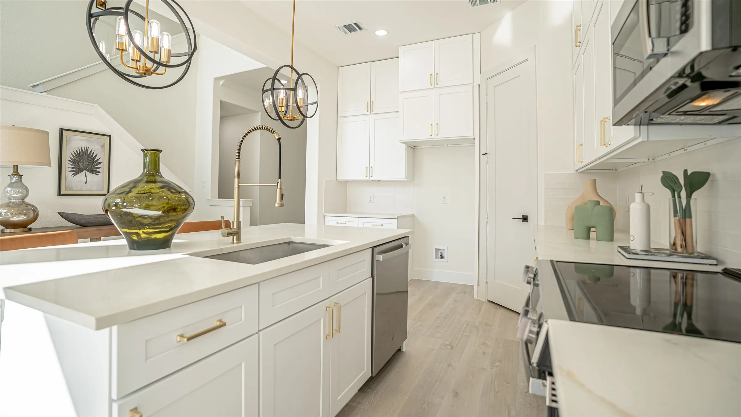 Single Family Residence For Sale in Hood County , 5634 Barkridge Drive, Granbury, Texas 76048, 4 Bedroom, 3 Bathroom, 2 Garage spaces, 2,228 Sqft, built in 2025, New Construction - Complete, mls#21215948, Real Estate Agent in Granbury, Homes For Sale in Hood county, Homes For Sale in Granbury, Realtor in Granbury Texas, Real Estate Brokerage Independent Realty Texas, Luminita Cordes Realtor