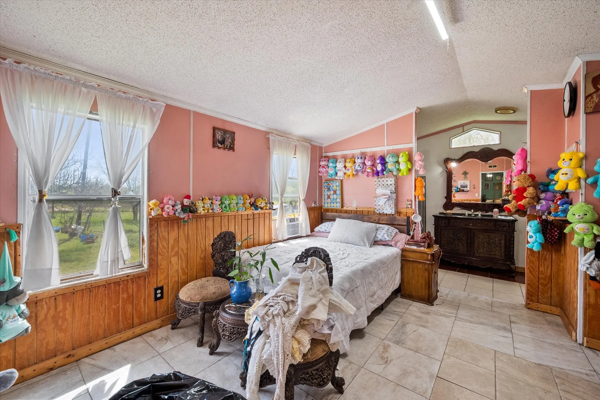 Mobile Home For Sale in Navarro County , 2135 County Road 0025, Corsicana, Texas 75110, 3 Bedrooms, 2 Bathrooms, Garage spaces, 1,960 Sqft, built in 1998, Price $194,000, mls#21217224, Real Estate Agent in Corsicana, Homes For Sale in Navarro county, Homes For Sale in Corsicana, Realtor in Corsicana Texas, Real Estate Brokerage Independent Realty Texas, Luminita Cordes Realtor