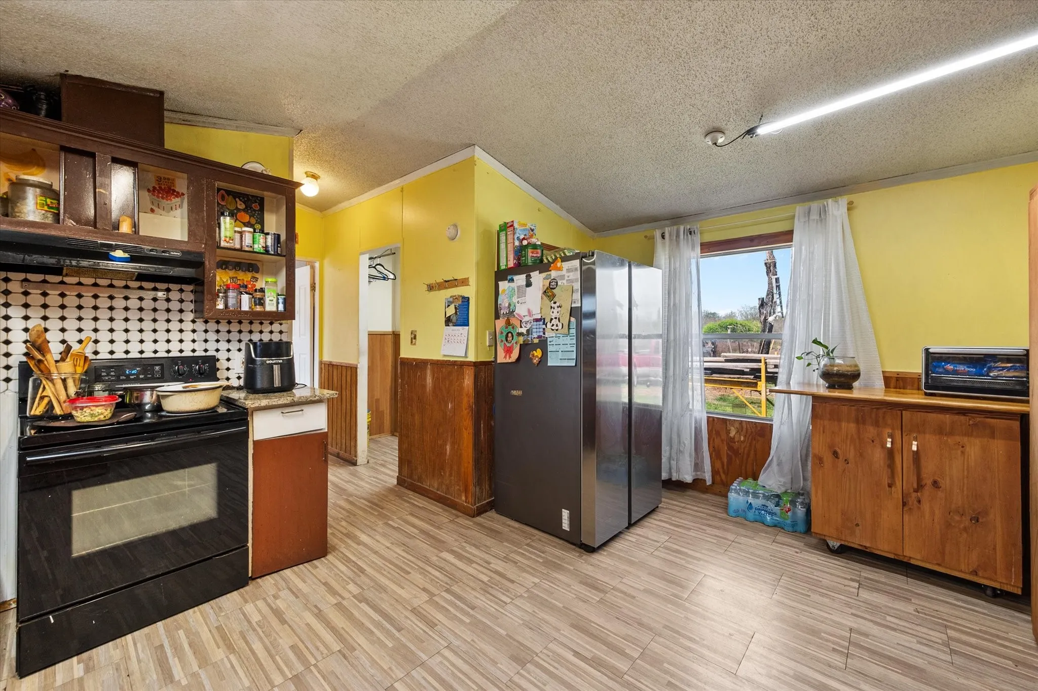 Mobile Home For Sale in Navarro County , 2135 County Road 0025, Corsicana, Texas 75110, 3 Bedrooms, 2 Bathrooms, Garage spaces, 1,960 Sqft, built in 1998, Price $194,000, mls#21217224, Real Estate Agent in Corsicana, Homes For Sale in Navarro county, Homes For Sale in Corsicana, Realtor in Corsicana Texas, Real Estate Brokerage Independent Realty Texas, Luminita Cordes Realtor