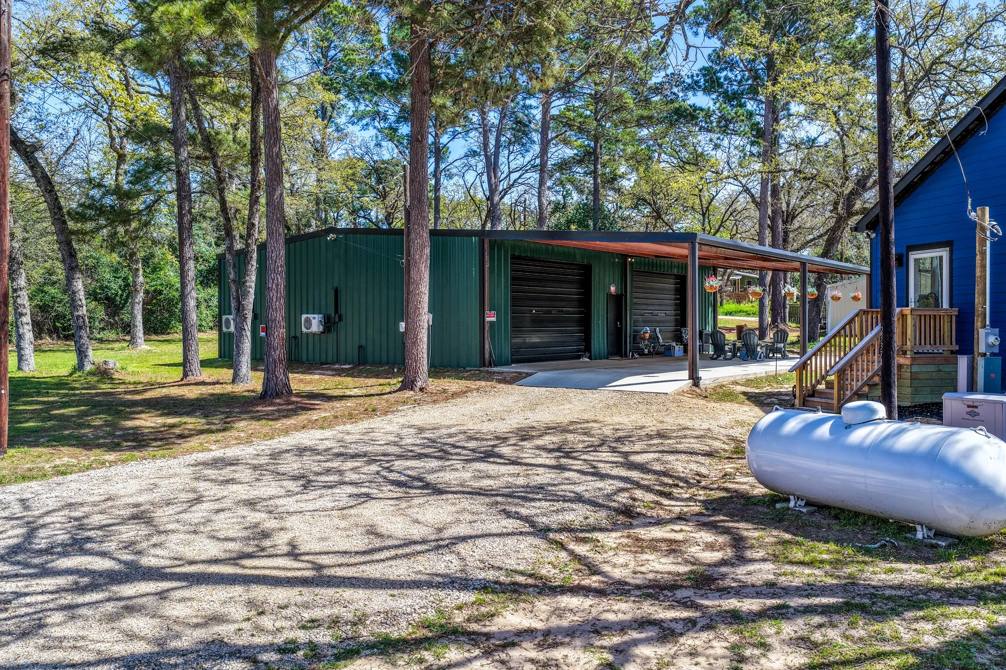 Single Family Residence For Sale in Smith County , 23374 Wateridge Loop, Flint, Texas 75762, 3 Bedroom, 3 Bathroom, 1 Garage spaces, 2,040 Sqft, built in 2025, Preowned, mls#21211015, Real Estate Agent in Flint, Homes For Sale in Smith county, Homes For Sale in Flint, Realtor in Flint Texas, Real Estate Brokerage Independent Realty Texas, Luminita Cordes Realtor