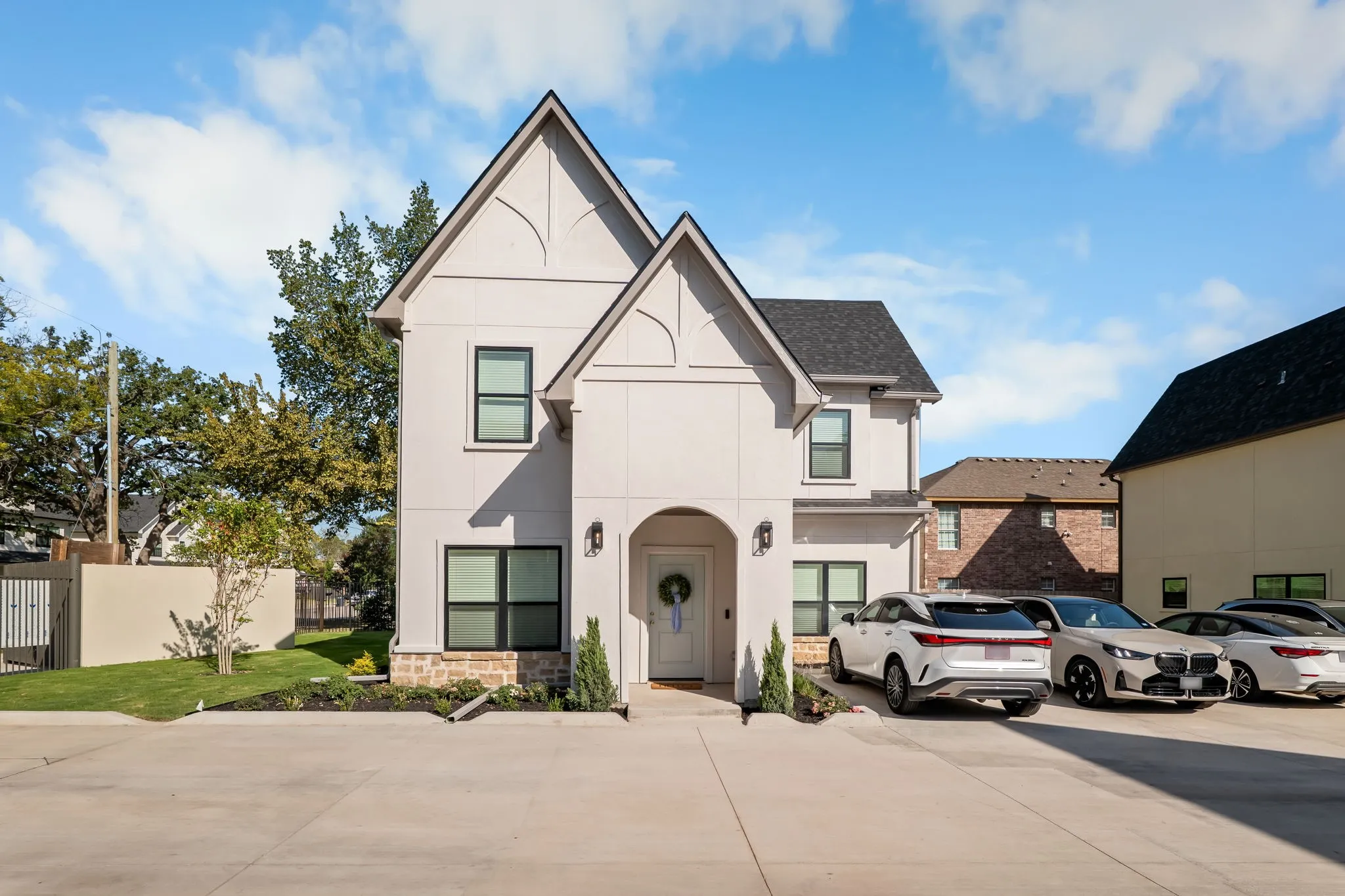 Single Family Residence For Sale in Mc Lennan County , 2700 S 2nd B, Waco, Texas 76706, 4 Bedroom, 5 Bathroom, Garage spaces, 1,954 Sqft, built in 2025, mls#21217268, Real Estate Agent in Waco, Homes For Sale in Mc Lennan county, Homes For Sale in Waco, Realtor in Waco Texas, Real Estate Brokerage Independent Realty Texas, Luminita Cordes Realtor