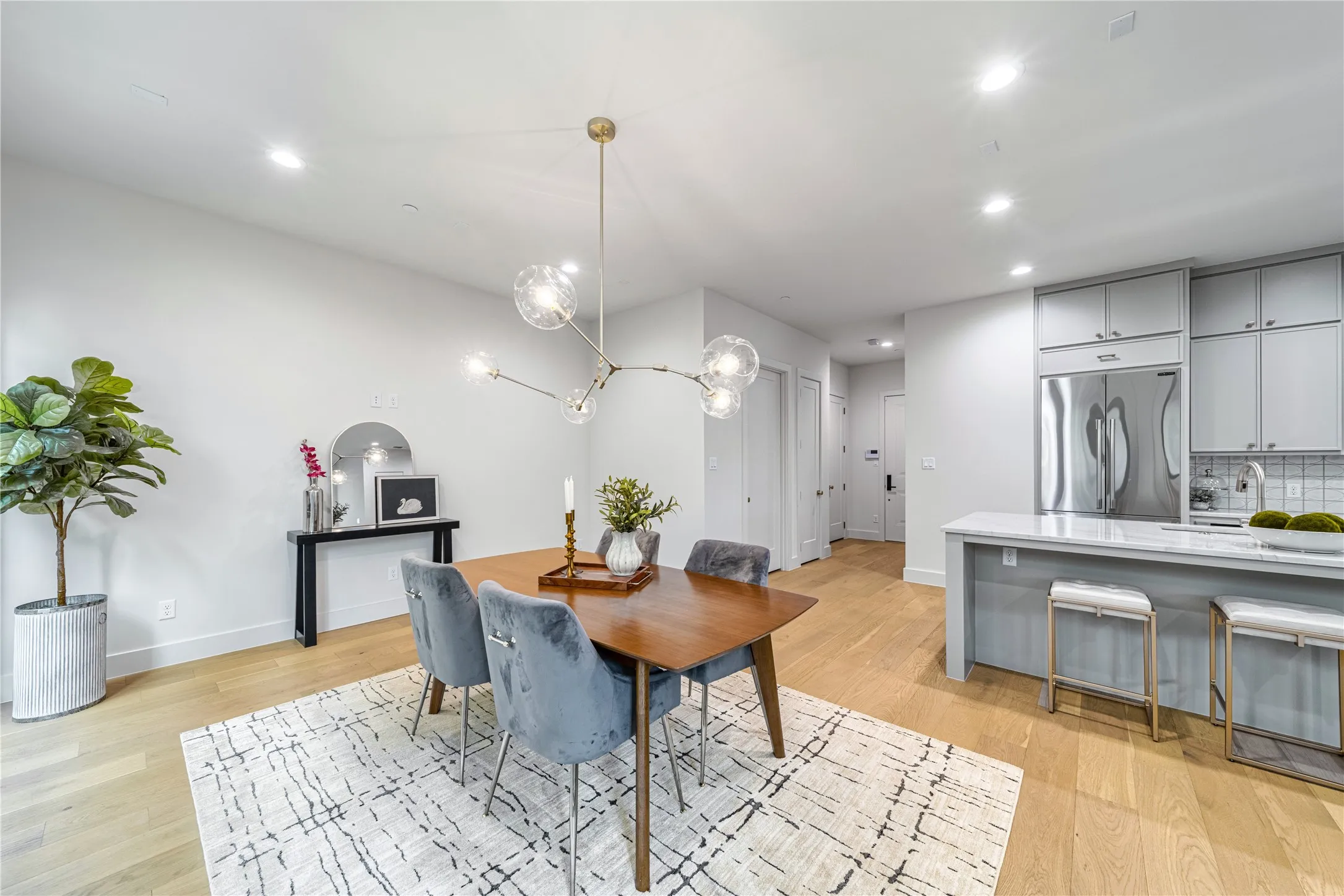 Condominium For Sale in Dallas County , 3601 Routh Street 1B, Dallas, Texas 75219, 1 Bedroom, 2 Bathroom, 1 Garage spaces, 1,402 Sqft, built in 2024, mls#21217293, Real Estate Agent in Dallas, Homes For Sale in Dallas county, Homes For Sale in Dallas, Realtor in Dallas Texas, Real Estate Brokerage Independent Realty Texas, Luminita Cordes Realtor