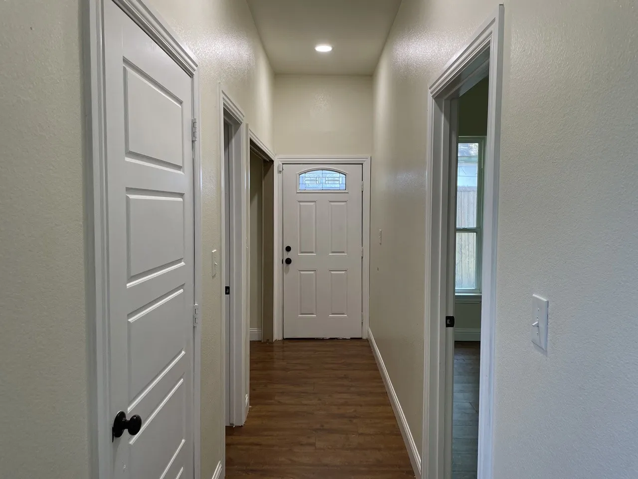 Single Family Residence For Rent in Dallas County , 3423 S Harwood Street, Dallas, Texas 75215, 4 Bedroom, 2 Bathroom, Garage spaces, 1,947 Sqft, built in 1931, Price $2,200, mls#21217308, Real Estate Agent in Dallas, Homes For Rent in Dallas county, Homes For Rent in Dallas, Realtor in Dallas Texas, Real Estate Brokerage Independent Realty Texas, Luminita Cordes Realtor
