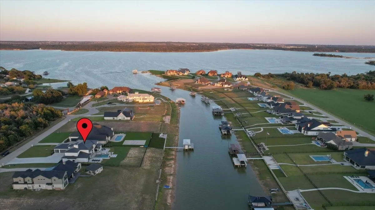 Single Family Residence For Sale in Tarrant County , 1532 Laguna Bay N, Pelican Bay, Texas 76020, 6 Bedroom, 6 Bathroom, 3 Garage spaces, 4,321 Sqft, built in 2023, mls#21217107, Real Estate Agent in Pelican Bay, Homes For Sale in Tarrant county, Homes For Sale in Pelican Bay, Realtor in Pelican Bay Texas, Real Estate Brokerage Independent Realty Texas, Luminita Cordes Realtor
