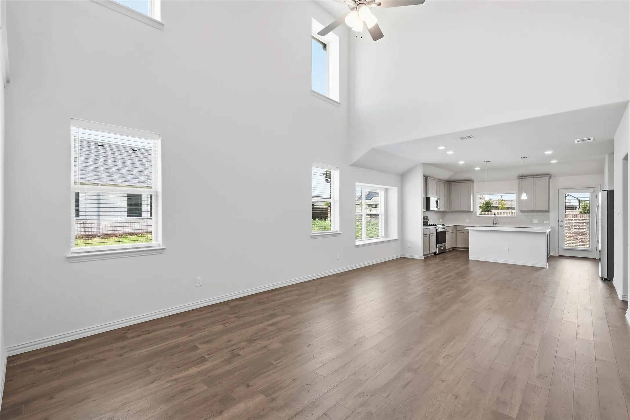 Single Family Residence For Sale in Collin County , 808 Antioch Drive, Princeton, Texas 75071, 4 Bedroom, 4 Bathroom, 2 Garage spaces, 2,136 Sqft, built in 2025, New Construction - Complete, mls#21217305, Real Estate Agent in Princeton, Homes For Sale in Collin county, Homes For Sale in Princeton, Realtor in Princeton Texas, Real Estate Brokerage Independent Realty Texas, Luminita Cordes Realtor