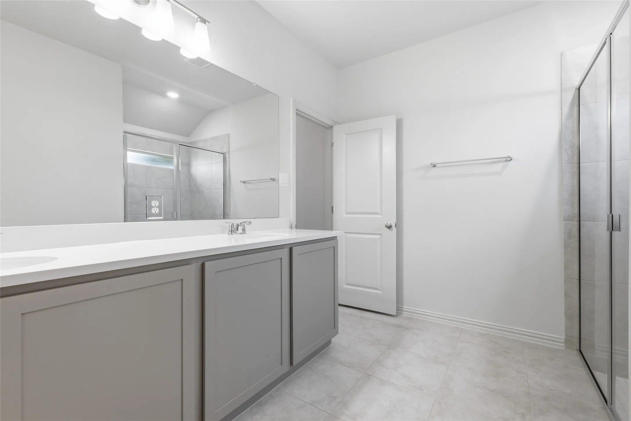 Single Family Residence For Sale in Collin County , 808 Antioch Drive, Princeton, Texas 75071, 4 Bedroom, 4 Bathroom, 2 Garage spaces, 2,136 Sqft, built in 2025, New Construction - Complete, mls#21217305, Real Estate Agent in Princeton, Homes For Sale in Collin county, Homes For Sale in Princeton, Realtor in Princeton Texas, Real Estate Brokerage Independent Realty Texas, Luminita Cordes Realtor