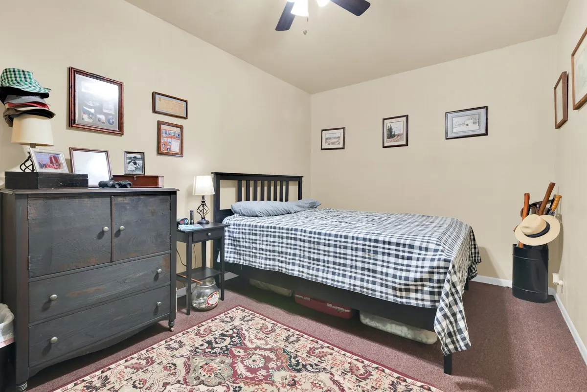 Single Family Residence For Sale in Grayson County , 616 Kessler Boulevard, Sherman, Texas 75092, 3 Bedrooms, 2 Bathrooms, Garage spaces, 2,091 Sqft, built in 1952, Preowned, Price $249,500, mls#21217288, Real Estate Agent in Sherman, Homes For Sale in Grayson county, Homes For Sale in Sherman, Realtor in Sherman Texas, Real Estate Brokerage Independent Realty Texas, Luminita Cordes Realtor