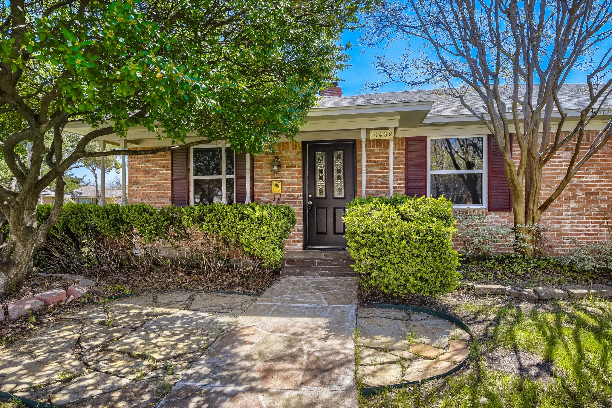 Single Family Residence For Sale in Dallas County , 10432 Church Road, Dallas, Texas 75238, 4 Bedroom, 3 Bathroom, 2 Garage spaces, 2,452 Sqft, built in 1965, mls#21213601, Real Estate Agent in Dallas, Homes For Sale in Dallas county, Homes For Sale in Dallas, Realtor in Dallas Texas, Real Estate Brokerage Independent Realty Texas, Luminita Cordes Realtor