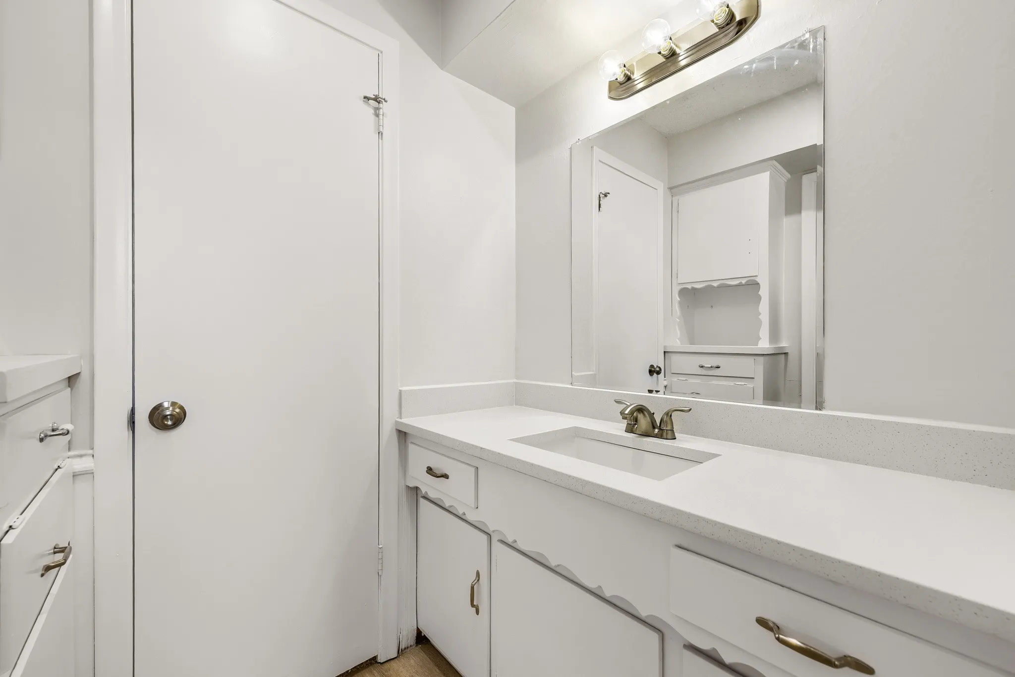 Single Family Residence For Sale in Dallas County , 10432 Church Road, Dallas, Texas 75238, 4 Bedroom, 3 Bathroom, 2 Garage spaces, 2,452 Sqft, built in 1965, mls#21213601, Real Estate Agent in Dallas, Homes For Sale in Dallas county, Homes For Sale in Dallas, Realtor in Dallas Texas, Real Estate Brokerage Independent Realty Texas, Luminita Cordes Realtor