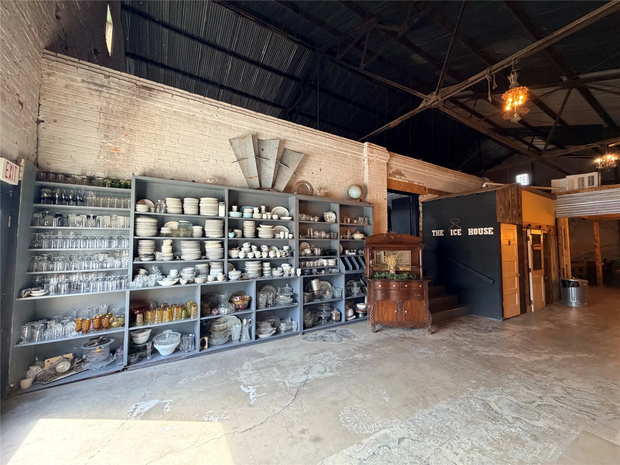Business For Sale in Baylor County , 107 N Oak Street, Seymour, Texas 76380, 0, 0, Garage spaces, 0 Sqft, built in 1900, Preowned, mls#21217400, Real Estate Agent in Seymour, Homes For Sale in Baylor county, Homes For Sale in Seymour, Realtor in Seymour Texas, Real Estate Brokerage Independent Realty Texas, Luminita Cordes Realtor