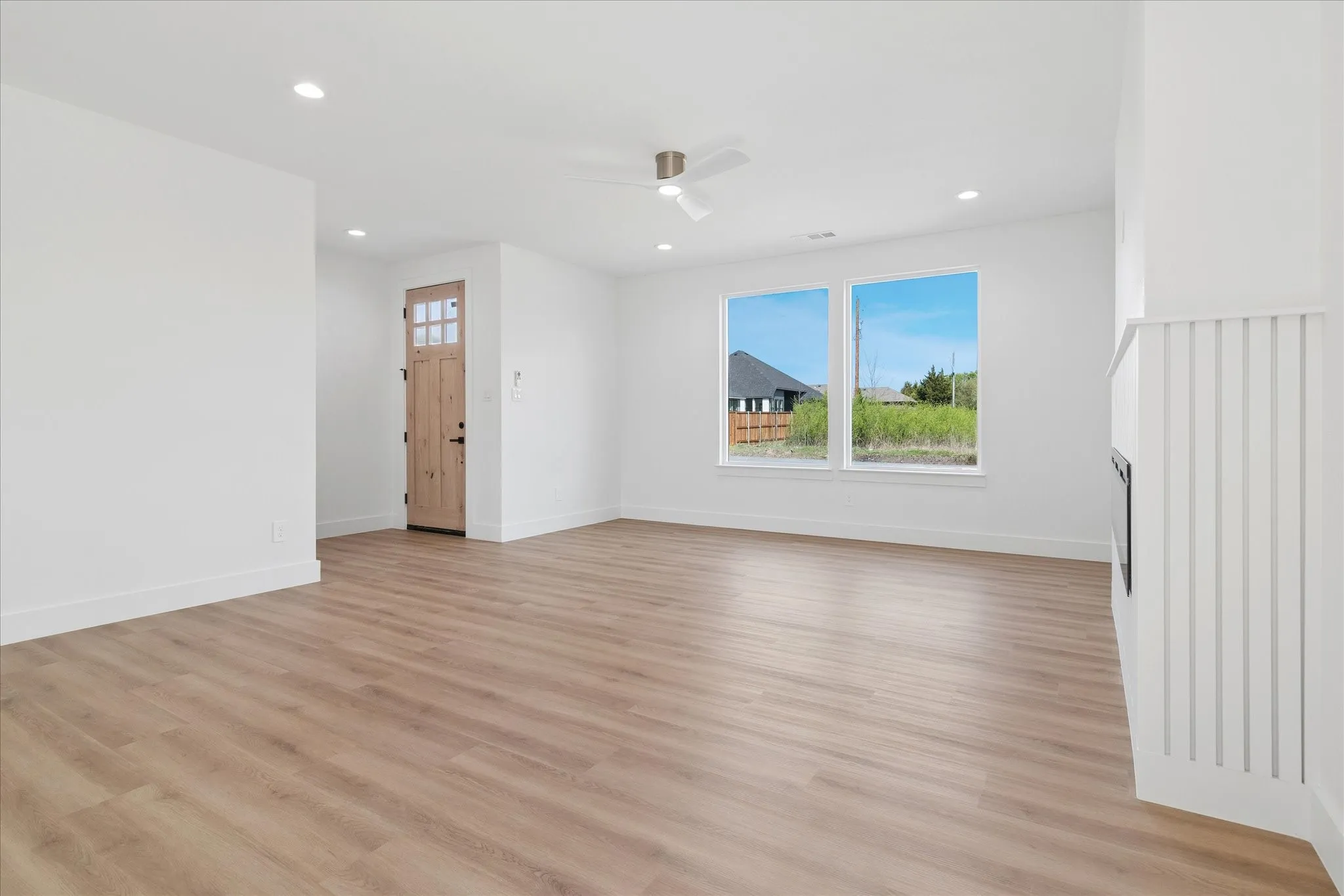 Single Family Residence For Sale in Ellis County , 121 Lakeshore Lane, Glenn Heights, Texas 75154, 4 Bedroom, 3 Bathroom, 2 Garage spaces, 2,065 Sqft, built in 2026, Preowned, mls#21214105, Real Estate Agent in Glenn Heights, Homes For Sale in Ellis county, Homes For Sale in Glenn Heights, Realtor in Glenn Heights Texas, Real Estate Brokerage Independent Realty Texas, Luminita Cordes Realtor
