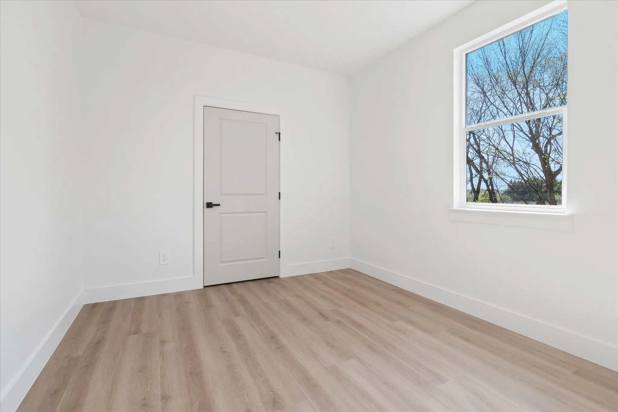 Single Family Residence For Sale in Ellis County , 121 Lakeshore Lane, Glenn Heights, Texas 75154, 4 Bedroom, 3 Bathroom, 2 Garage spaces, 2,065 Sqft, built in 2026, Preowned, mls#21214105, Real Estate Agent in Glenn Heights, Homes For Sale in Ellis county, Homes For Sale in Glenn Heights, Realtor in Glenn Heights Texas, Real Estate Brokerage Independent Realty Texas, Luminita Cordes Realtor