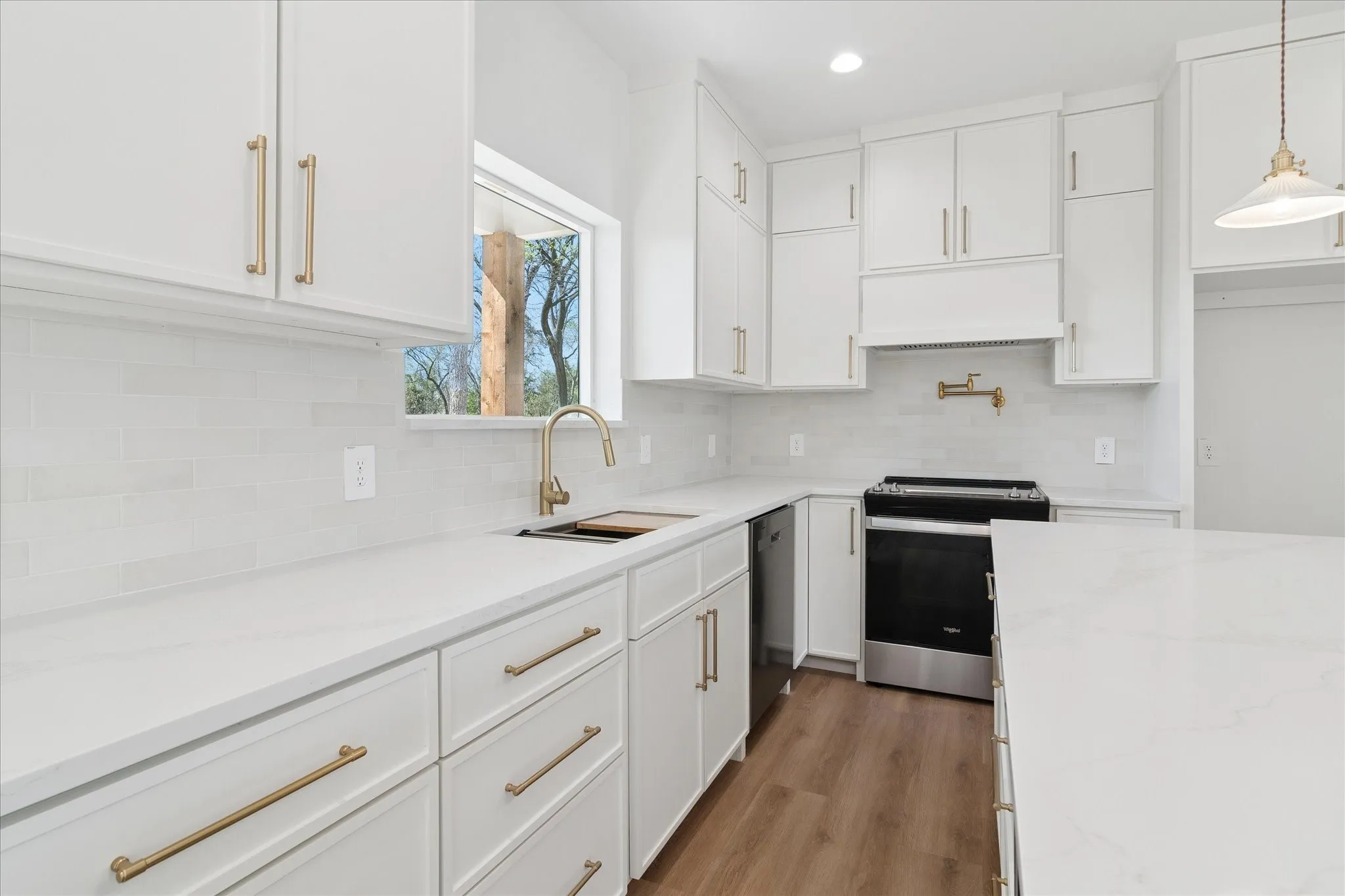 Single Family Residence For Sale in Ellis County , 121 Lakeshore Lane, Glenn Heights, Texas 75154, 4 Bedroom, 3 Bathroom, 2 Garage spaces, 2,065 Sqft, built in 2026, Preowned, mls#21214105, Real Estate Agent in Glenn Heights, Homes For Sale in Ellis county, Homes For Sale in Glenn Heights, Realtor in Glenn Heights Texas, Real Estate Brokerage Independent Realty Texas, Luminita Cordes Realtor