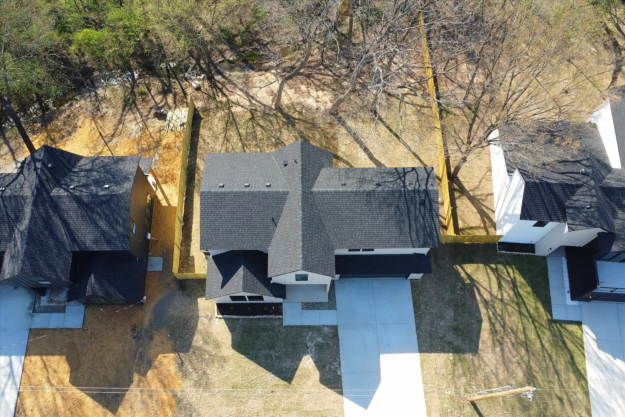 Single Family Residence For Sale in Ellis County , 121 Lakeshore Lane, Glenn Heights, Texas 75154, 4 Bedroom, 3 Bathroom, 2 Garage spaces, 2,065 Sqft, built in 2026, Preowned, mls#21214105, Real Estate Agent in Glenn Heights, Homes For Sale in Ellis county, Homes For Sale in Glenn Heights, Realtor in Glenn Heights Texas, Real Estate Brokerage Independent Realty Texas, Luminita Cordes Realtor