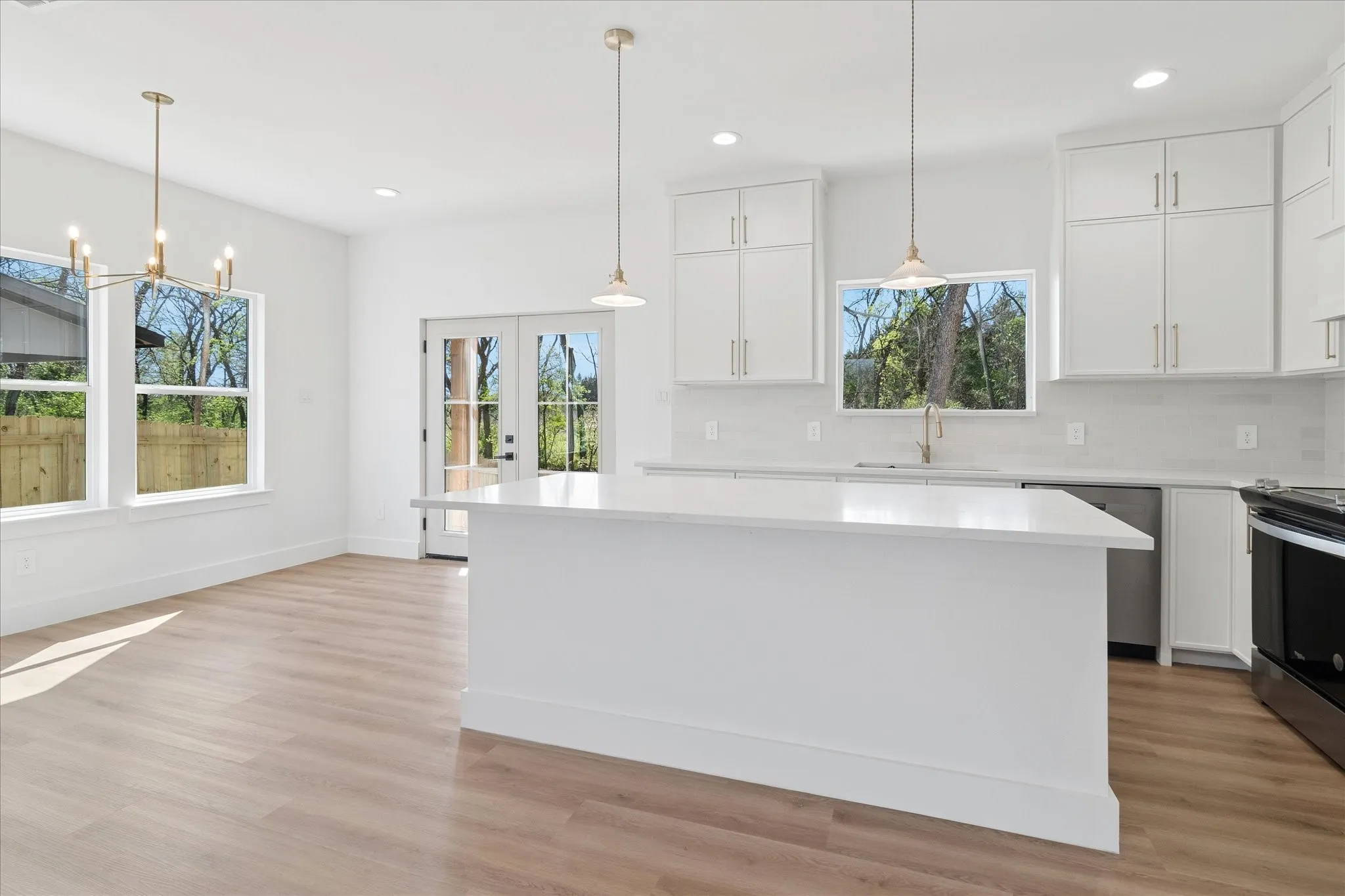 Single Family Residence For Sale in Ellis County , 121 Lakeshore Lane, Glenn Heights, Texas 75154, 4 Bedroom, 3 Bathroom, 2 Garage spaces, 2,065 Sqft, built in 2026, Preowned, mls#21214105, Real Estate Agent in Glenn Heights, Homes For Sale in Ellis county, Homes For Sale in Glenn Heights, Realtor in Glenn Heights Texas, Real Estate Brokerage Independent Realty Texas, Luminita Cordes Realtor