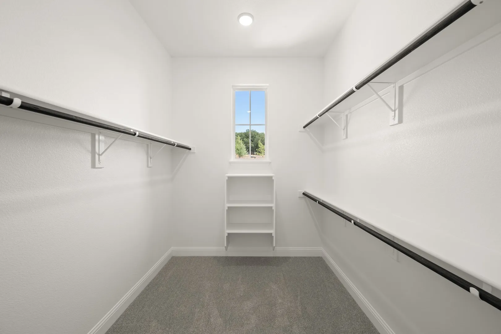 9104 Landmark- Primary Suite-5