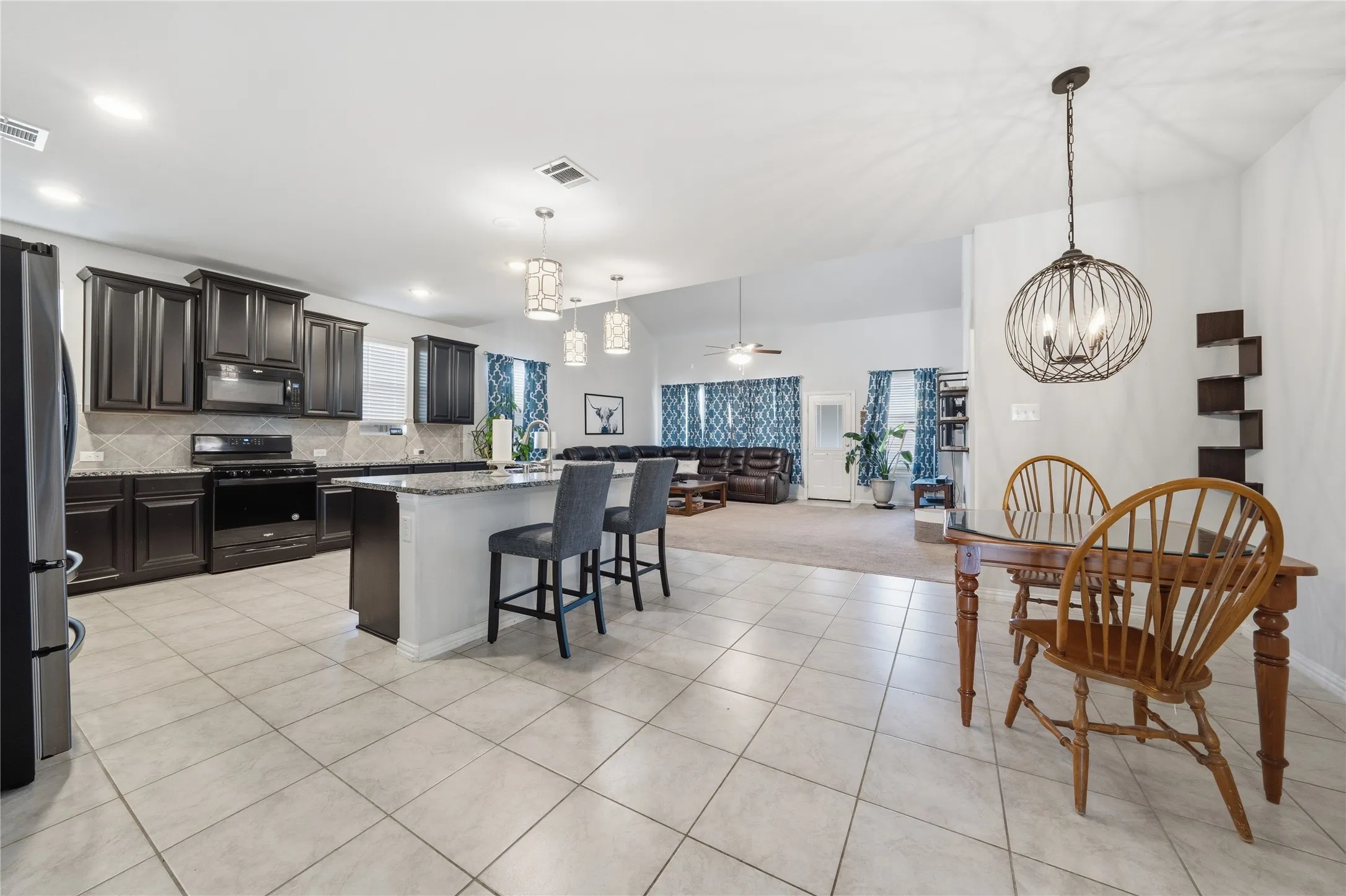 Single Family Residence For Sale in Denton County , 4542 Kipling Avenue, Celina, Texas 76227, 4 Bedroom, 4 Bathroom, 2 Garage spaces, 3,680 Sqft, built in 2019, Preowned, mls#21215764, Real Estate Agent in Celina, Homes For Sale in Denton county, Homes For Sale in Celina, Realtor in Celina Texas, Real Estate Brokerage Independent Realty Texas, Luminita Cordes Realtor