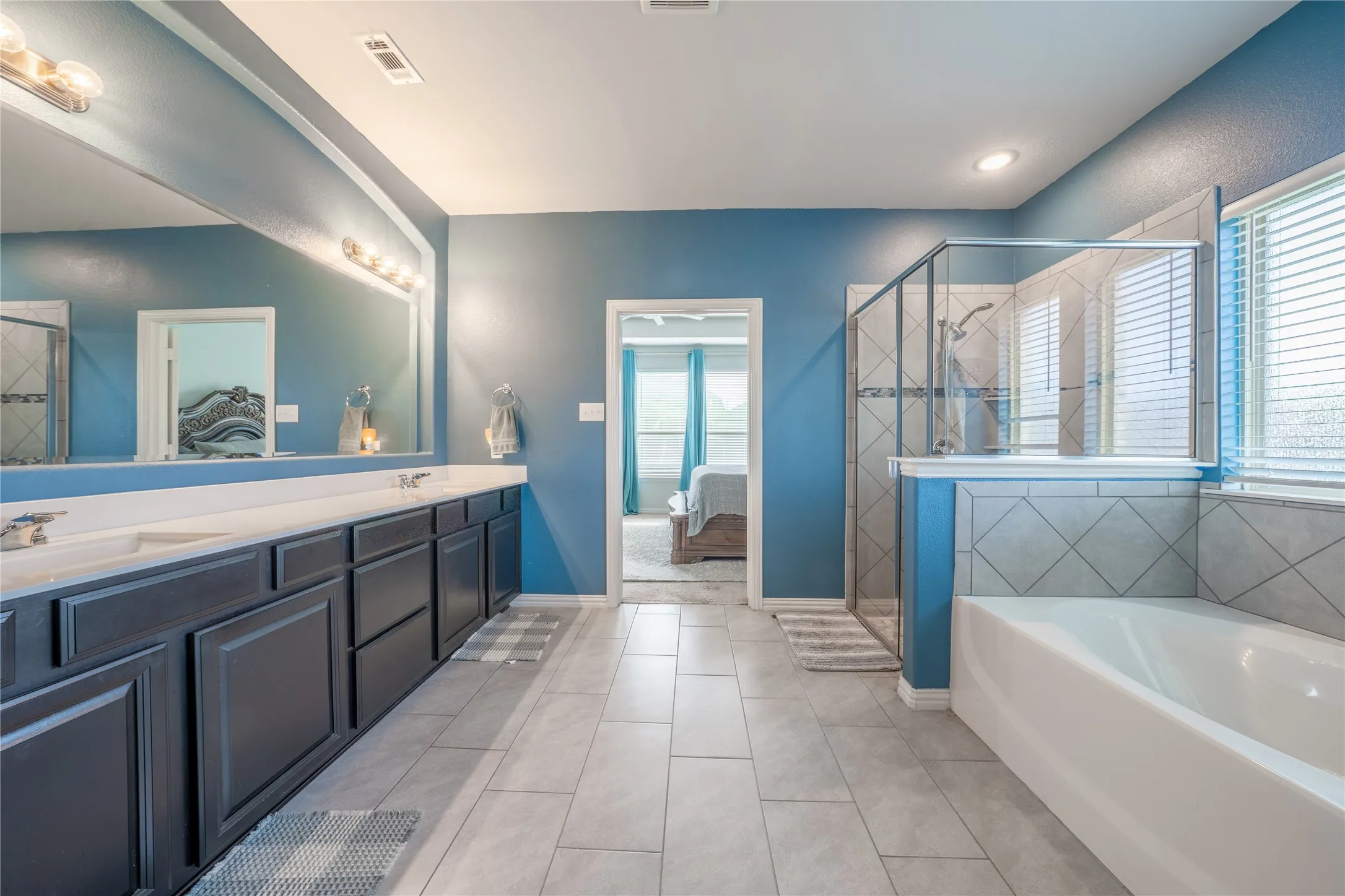 Single Family Residence For Sale in Denton County , 4542 Kipling Avenue, Celina, Texas 76227, 4 Bedroom, 4 Bathroom, 2 Garage spaces, 3,680 Sqft, built in 2019, Preowned, mls#21215764, Real Estate Agent in Celina, Homes For Sale in Denton county, Homes For Sale in Celina, Realtor in Celina Texas, Real Estate Brokerage Independent Realty Texas, Luminita Cordes Realtor