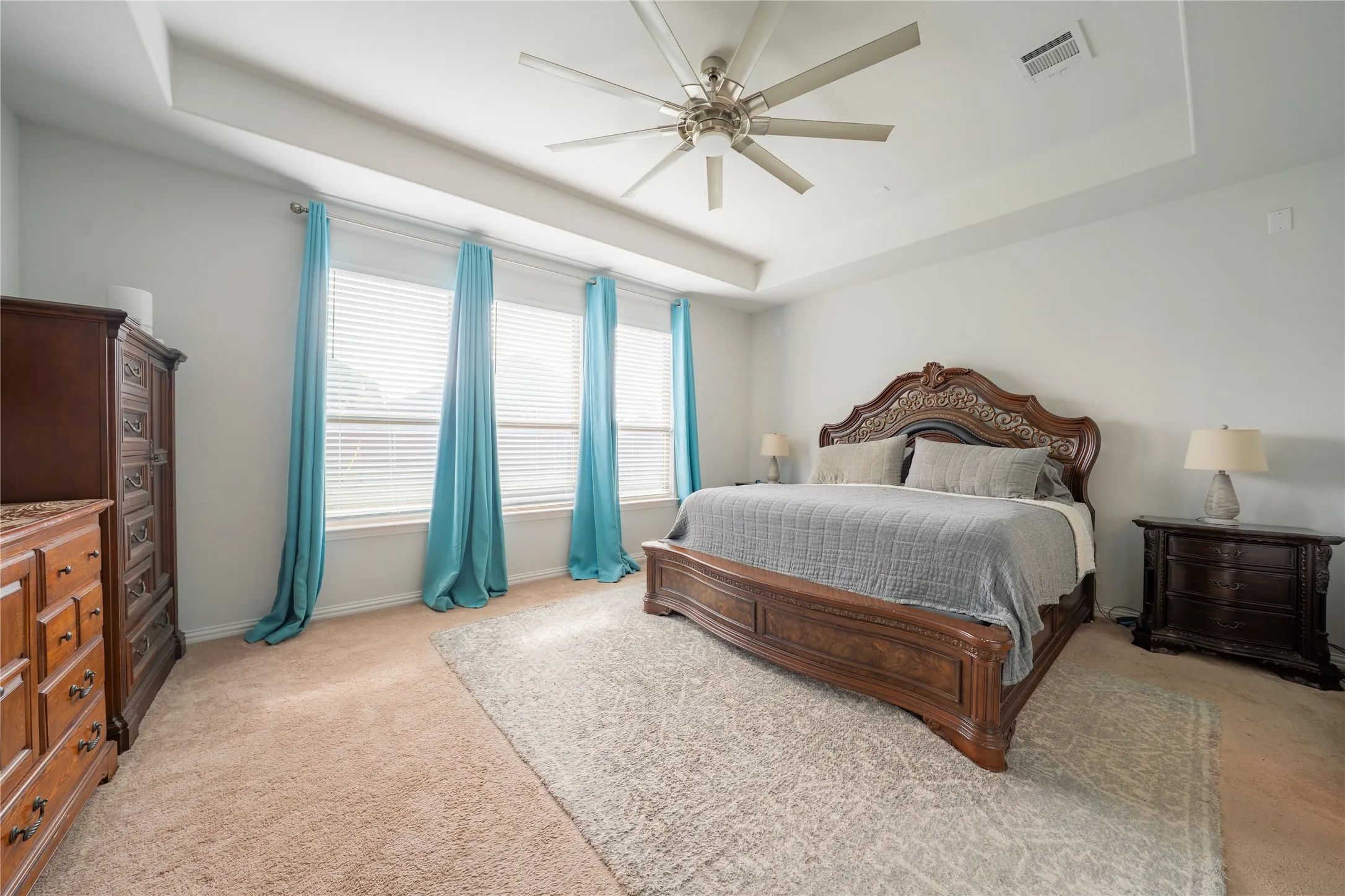 Single Family Residence For Sale in Denton County , 4542 Kipling Avenue, Celina, Texas 76227, 4 Bedroom, 4 Bathroom, 2 Garage spaces, 3,680 Sqft, built in 2019, Preowned, mls#21215764, Real Estate Agent in Celina, Homes For Sale in Denton county, Homes For Sale in Celina, Realtor in Celina Texas, Real Estate Brokerage Independent Realty Texas, Luminita Cordes Realtor