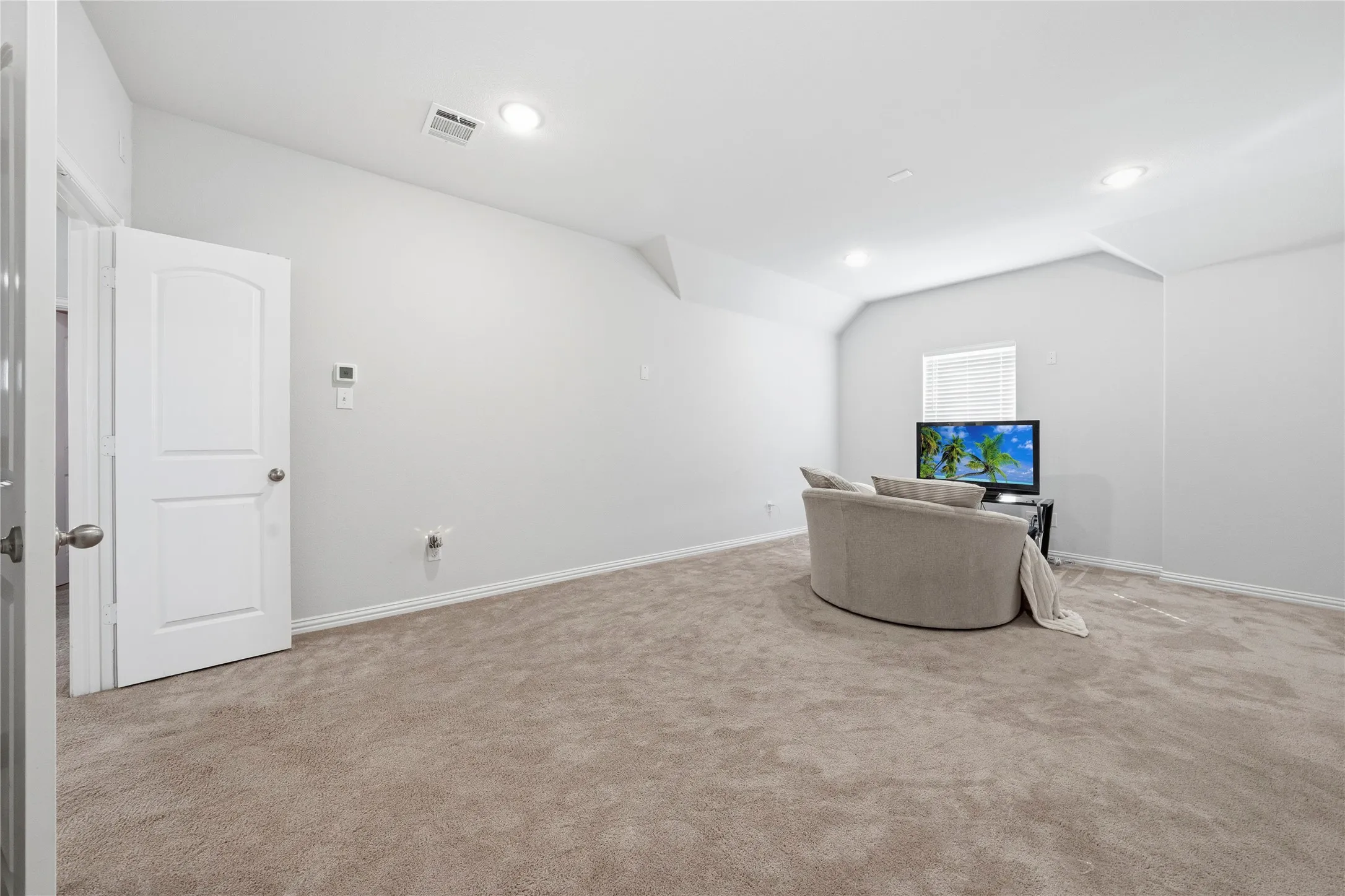 Single Family Residence For Sale in Denton County , 4542 Kipling Avenue, Celina, Texas 76227, 4 Bedroom, 4 Bathroom, 2 Garage spaces, 3,680 Sqft, built in 2019, Preowned, mls#21215764, Real Estate Agent in Celina, Homes For Sale in Denton county, Homes For Sale in Celina, Realtor in Celina Texas, Real Estate Brokerage Independent Realty Texas, Luminita Cordes Realtor