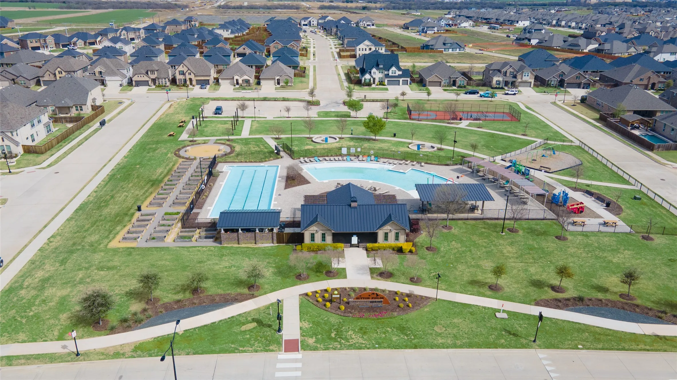 Single Family Residence For Sale in Denton County , 4542 Kipling Avenue, Celina, Texas 76227, 4 Bedroom, 4 Bathroom, 2 Garage spaces, 3,680 Sqft, built in 2019, Preowned, mls#21215764, Real Estate Agent in Celina, Homes For Sale in Denton county, Homes For Sale in Celina, Realtor in Celina Texas, Real Estate Brokerage Independent Realty Texas, Luminita Cordes Realtor