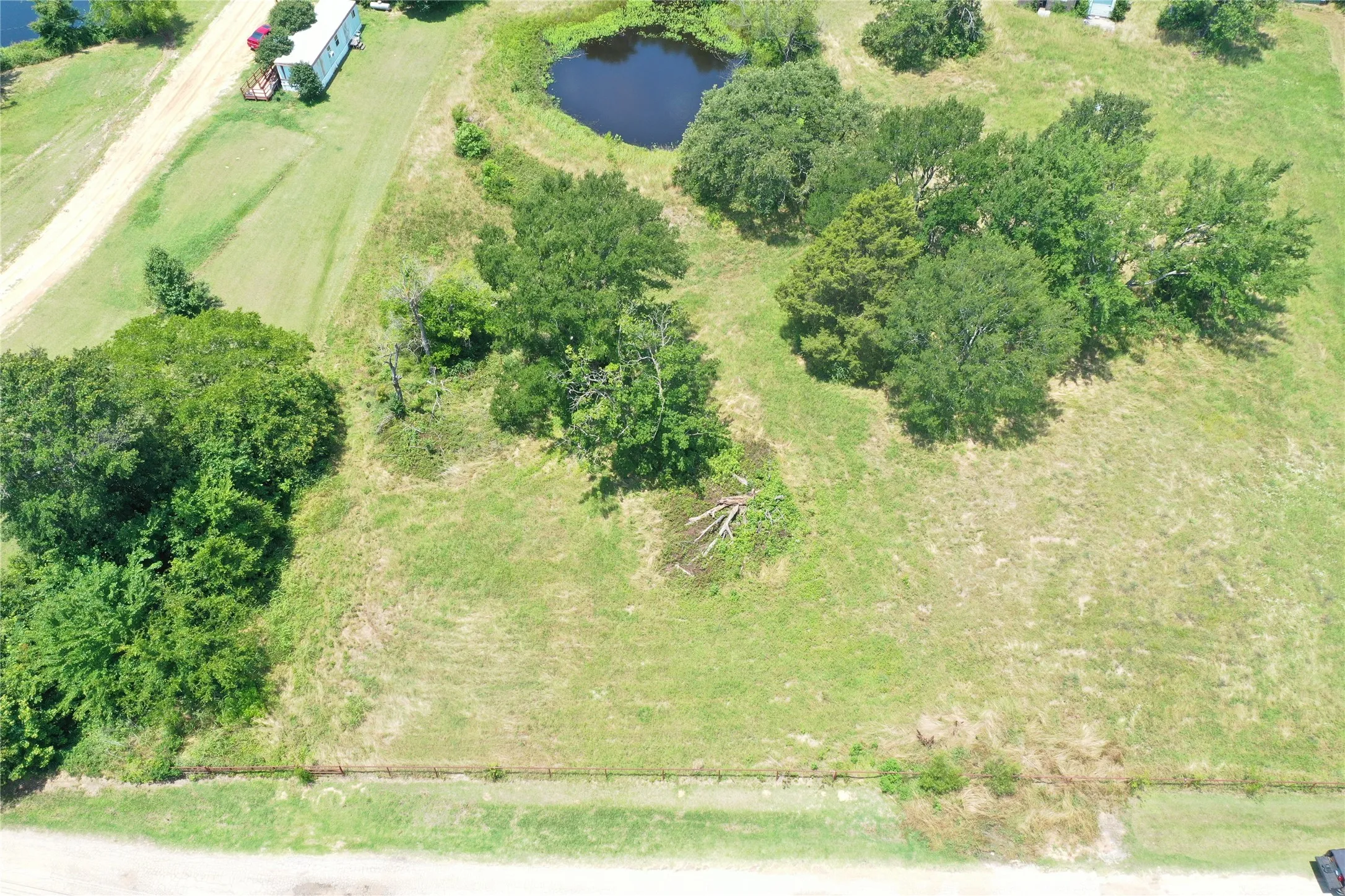 Unimproved Land For Sale in Henderson County , 381 Paddock Drive, Mabank, Texas 75156, 0, 0, Garage spaces, 0 Sqft, built in 0, mls#21216228, Real Estate Agent in Mabank, Homes For Sale in Henderson county, Homes For Sale in Mabank, Realtor in Mabank Texas, Real Estate Brokerage Independent Realty Texas, Luminita Cordes Realtor