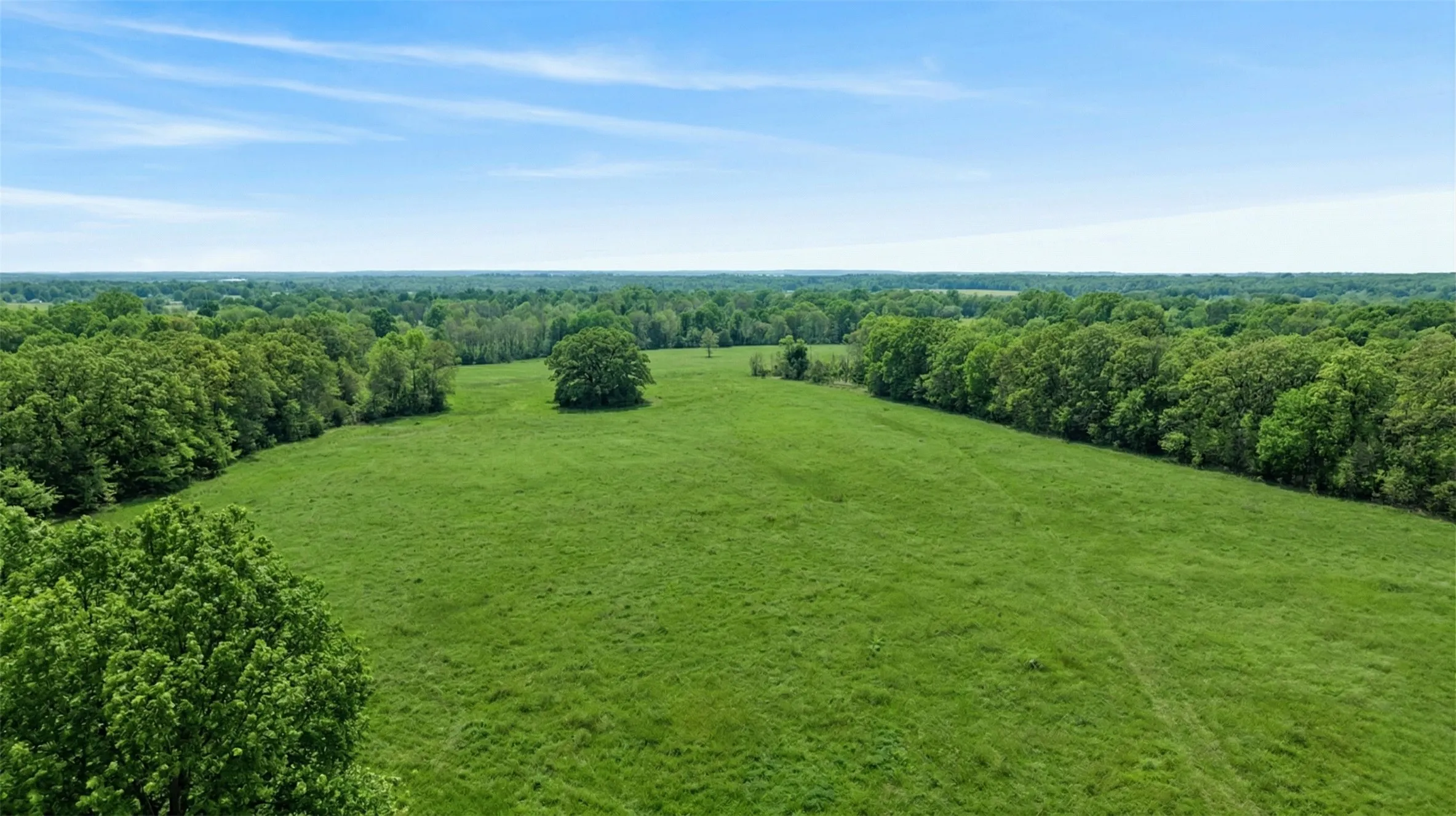 Single Family Residence For Sale in Delta County , 4958 TEXAS HIGHWAY 154, Cooper, Texas 75432, 4 Bedroom, 2 Bathroom, Garage spaces, 1,448 Sqft, built in 1970, Preowned, mls#21217516, Real Estate Agent in Cooper, Homes For Sale in Delta county, Homes For Sale in Cooper, Realtor in Cooper Texas, Real Estate Brokerage Independent Realty Texas, Luminita Cordes Realtor