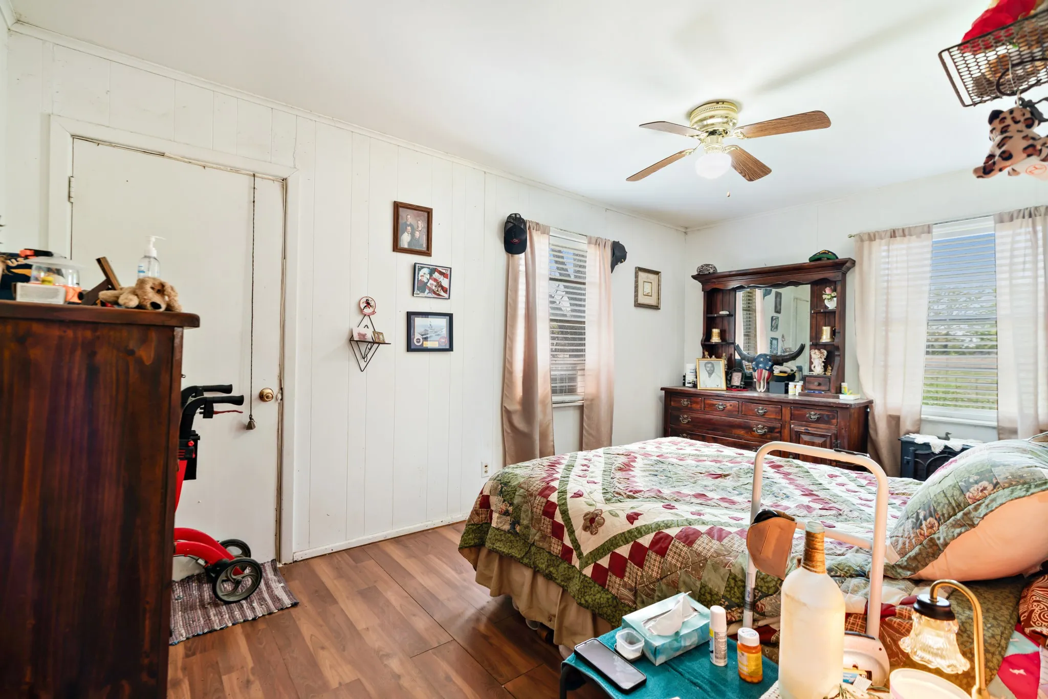 Single Family Residence For Sale in Delta County , 4958 TEXAS HIGHWAY 154, Cooper, Texas 75432, 4 Bedroom, 2 Bathroom, Garage spaces, 1,448 Sqft, built in 1970, Preowned, mls#21217516, Real Estate Agent in Cooper, Homes For Sale in Delta county, Homes For Sale in Cooper, Realtor in Cooper Texas, Real Estate Brokerage Independent Realty Texas, Luminita Cordes Realtor