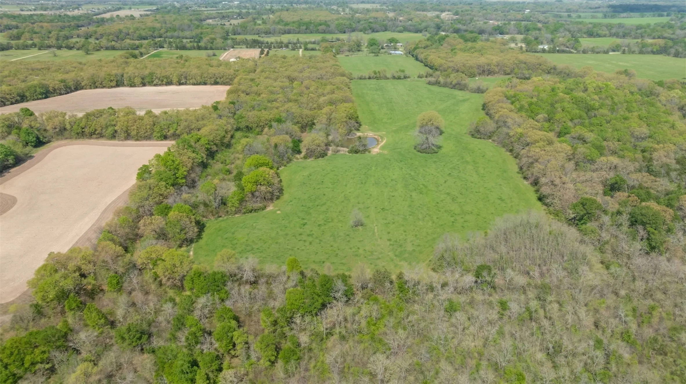 Single Family Residence For Sale in Delta County , 4958 TEXAS HIGHWAY 154, Cooper, Texas 75432, 4 Bedroom, 2 Bathroom, Garage spaces, 1,448 Sqft, built in 1970, Preowned, mls#21217516, Real Estate Agent in Cooper, Homes For Sale in Delta county, Homes For Sale in Cooper, Realtor in Cooper Texas, Real Estate Brokerage Independent Realty Texas, Luminita Cordes Realtor