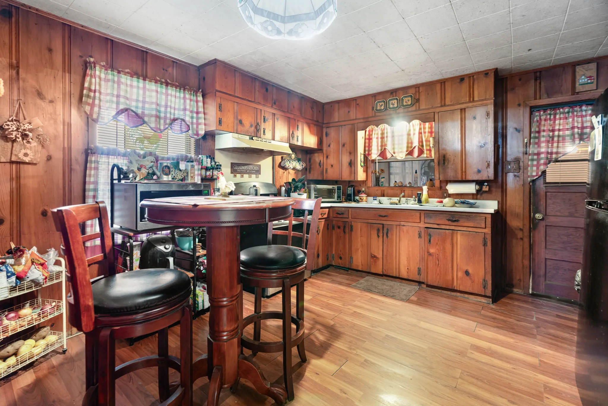Single Family Residence For Sale in Delta County , 4958 TEXAS HIGHWAY 154, Cooper, Texas 75432, 4 Bedroom, 2 Bathroom, Garage spaces, 1,448 Sqft, built in 1970, Preowned, mls#21217516, Real Estate Agent in Cooper, Homes For Sale in Delta county, Homes For Sale in Cooper, Realtor in Cooper Texas, Real Estate Brokerage Independent Realty Texas, Luminita Cordes Realtor