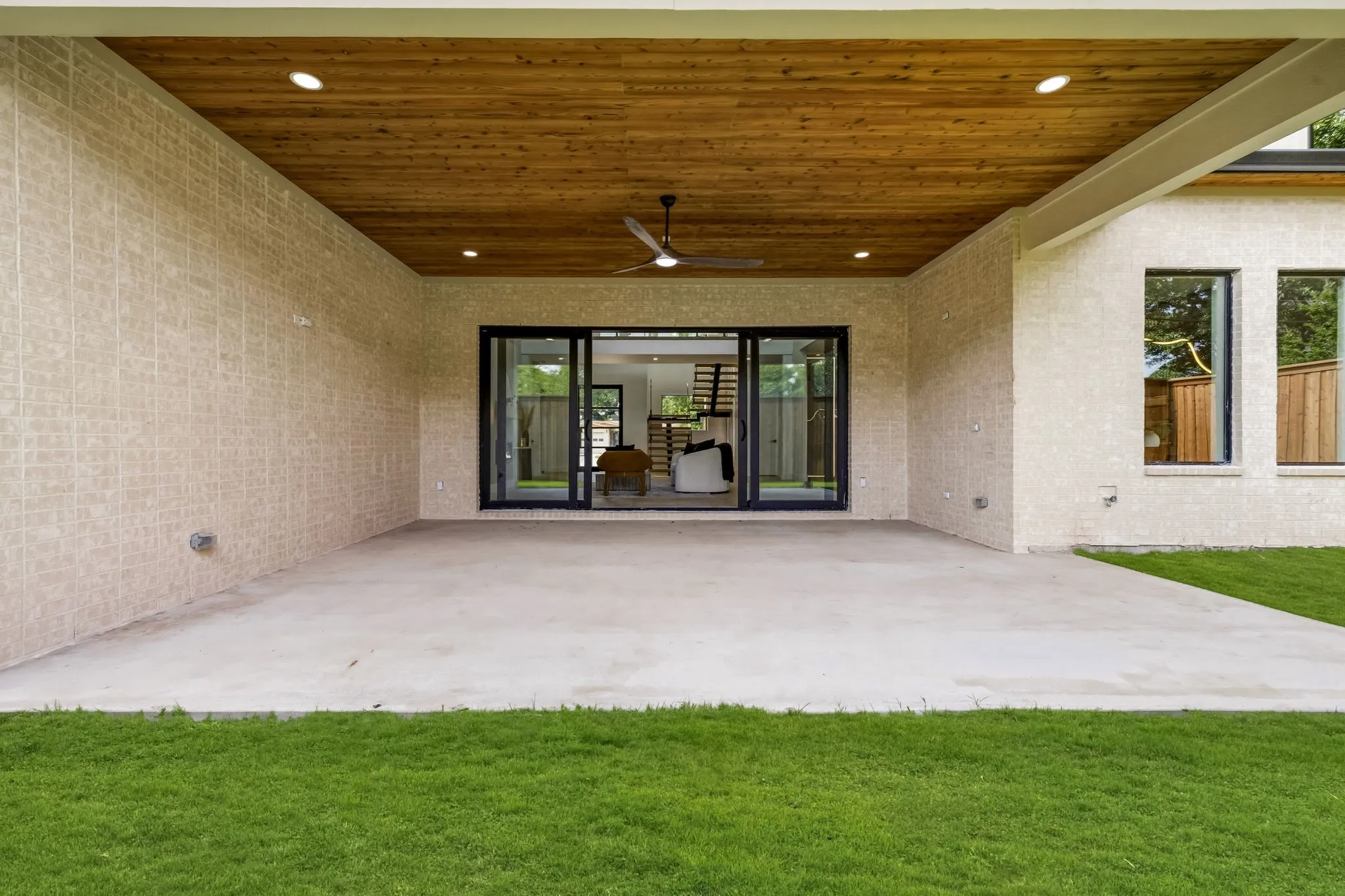 Single Family Residence For Sale in Dallas County , 2644 Leta Mae Lane, Farmers Branch, Texas 75234, 4 Bedroom, 4 Bathroom, 2 Garage spaces, 3,680 Sqft, built in 2026, mls#21217352, Real Estate Agent in Farmers Branch, Homes For Sale in Dallas county, Homes For Sale in Farmers Branch, Realtor in Farmers Branch Texas, Real Estate Brokerage Independent Realty Texas, Luminita Cordes Realtor