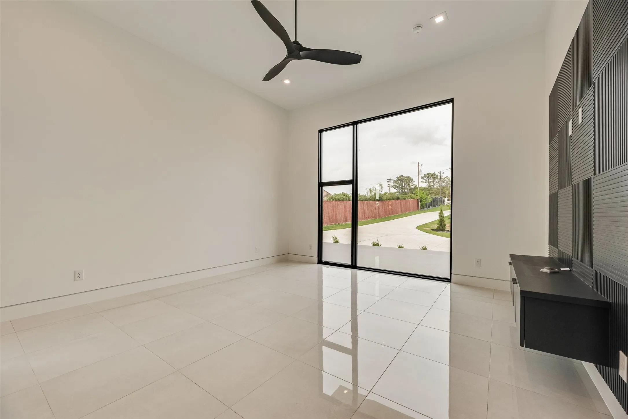 Single Family Residence For Sale in Tarrant County , 410 S White Chapel Boulevard, Southlake, Texas 76092, 8 Bedroom, 11 Bathroom, 4 Garage spaces, 11,123 Sqft, built in 2026, New Construction - Complete, mls#21216332, Real Estate Agent in Southlake, Homes For Sale in Tarrant county, Homes For Sale in Southlake, Realtor in Southlake Texas, Real Estate Brokerage Independent Realty Texas, Luminita Cordes Realtor