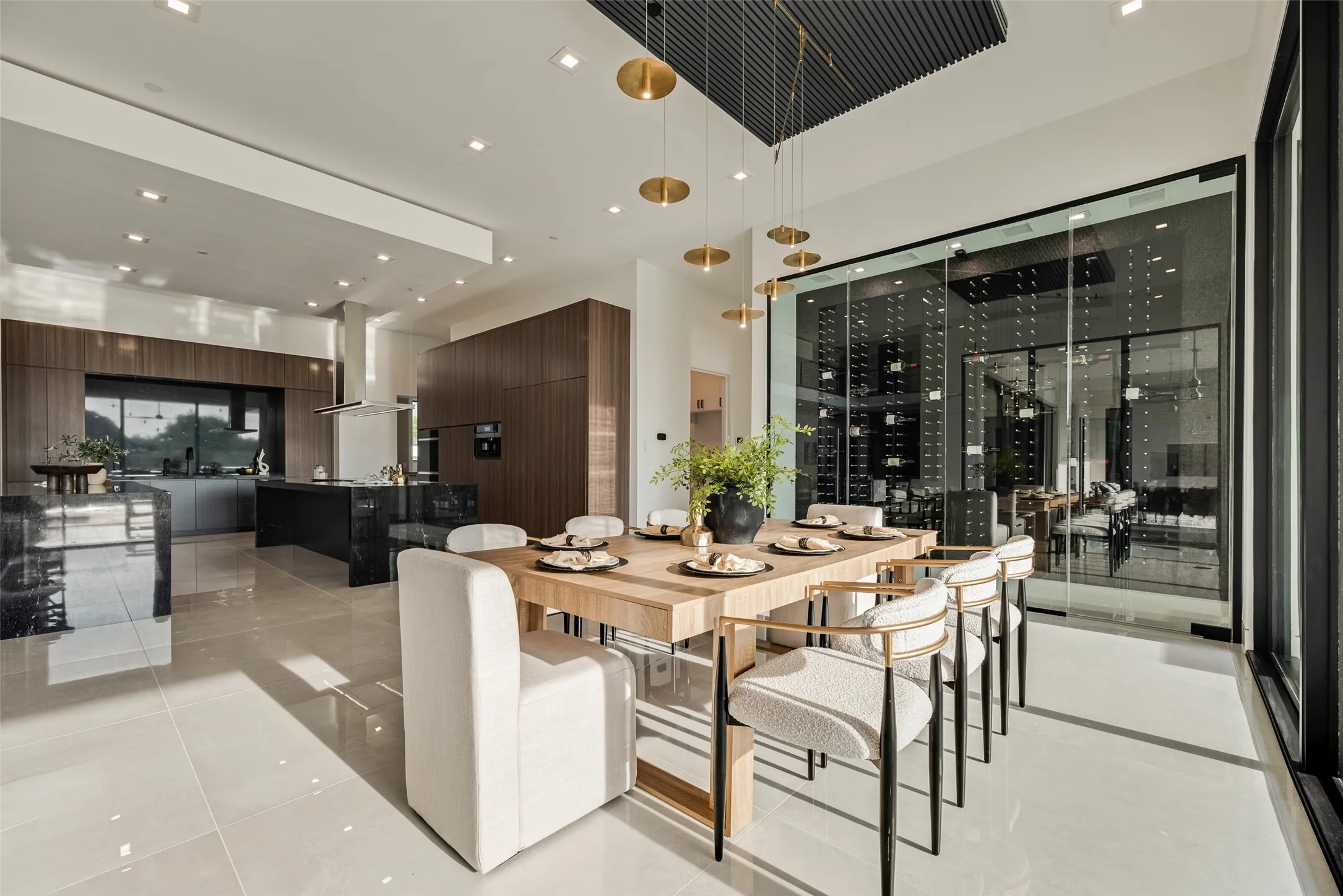 Single Family Residence For Sale in Tarrant County , 410 S White Chapel Boulevard, Southlake, Texas 76092, 8 Bedroom, 11 Bathroom, 4 Garage spaces, 11,123 Sqft, built in 2026, New Construction - Complete, mls#21216332, Real Estate Agent in Southlake, Homes For Sale in Tarrant county, Homes For Sale in Southlake, Realtor in Southlake Texas, Real Estate Brokerage Independent Realty Texas, Luminita Cordes Realtor