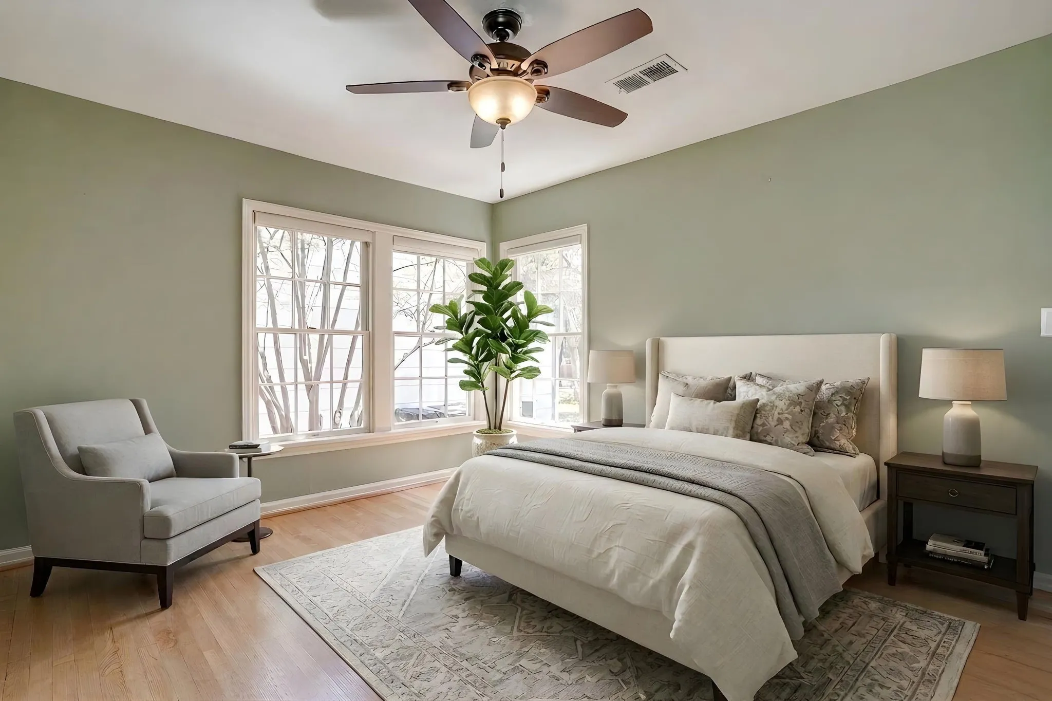 Single Family Residence For Sale in Tarrant County , 4308 Curzon Avenue, Fort Worth, Texas 76107, 2 Bedroom, 1 Bathroom, 1 Garage spaces, 895 Sqft, built in 1942, mls#21201604, Real Estate Agent in Fort Worth, Homes For Sale in Tarrant county, Homes For Sale in Fort Worth, Realtor in Fort Worth Texas, Real Estate Brokerage Independent Realty Texas, Luminita Cordes Realtor