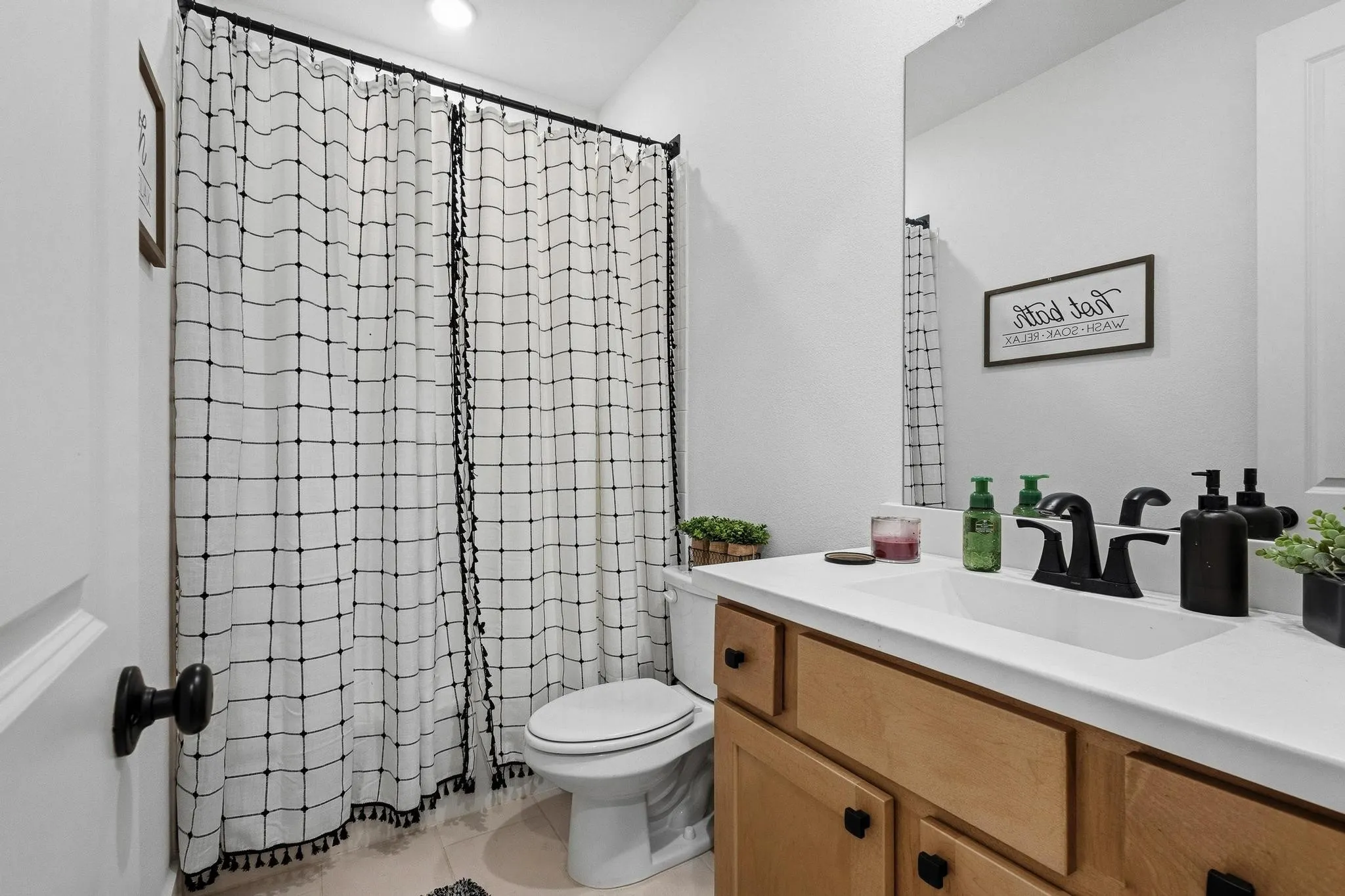 Single Family Residence For Sale in Grayson County , 5056 Westhaven Circle, Denison, Texas 75020, 4 Bedrooms, 2 Bathrooms, 2 Garage spaces, 2,323 Sqft, built in 2024, Price $380,000, mls#21217666, Real Estate Agent in Denison, Homes For Sale in Grayson county, Homes For Sale in Denison, Realtor in Denison Texas, Real Estate Brokerage Independent Realty Texas, Luminita Cordes Realtor
