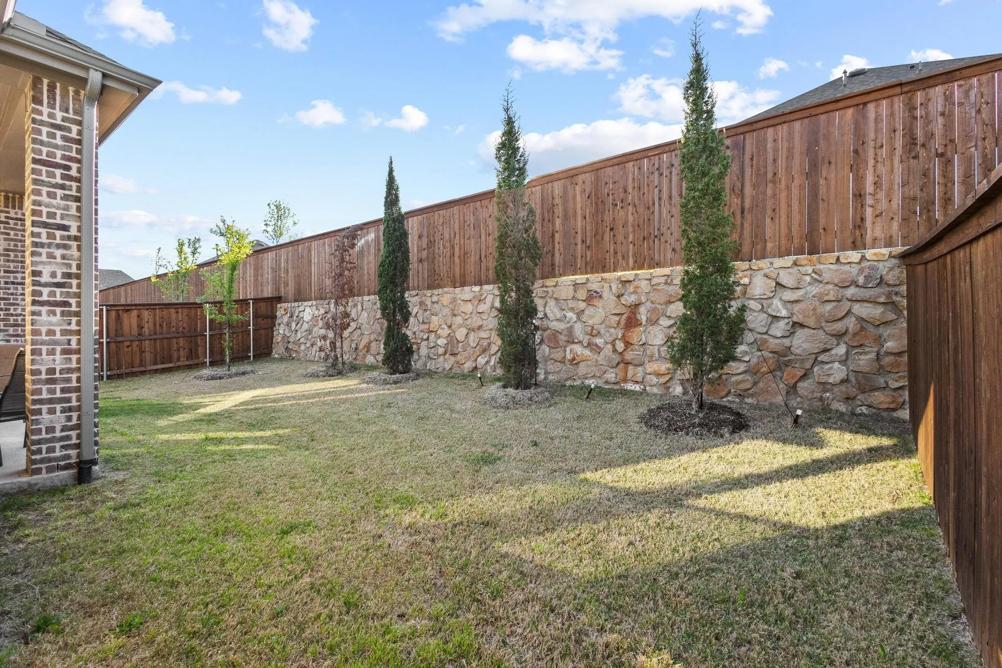 Single Family Residence For Sale in Grayson County , 5056 Westhaven Circle, Denison, Texas 75020, 4 Bedrooms, 2 Bathrooms, 2 Garage spaces, 2,323 Sqft, built in 2024, Price $380,000, mls#21217666, Real Estate Agent in Denison, Homes For Sale in Grayson county, Homes For Sale in Denison, Realtor in Denison Texas, Real Estate Brokerage Independent Realty Texas, Luminita Cordes Realtor