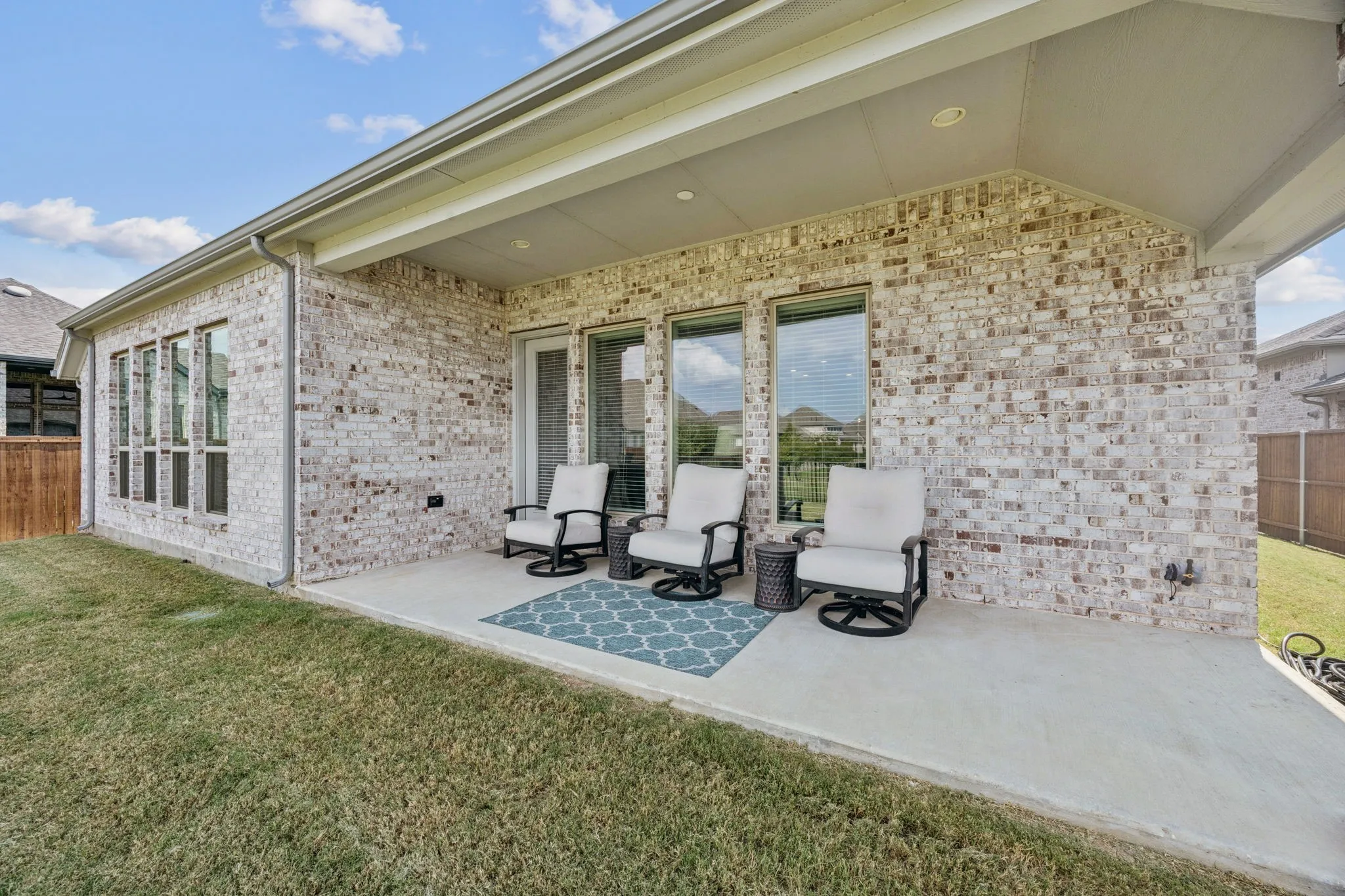 Single Family Residence For Sale in Kaufman County , 1232 Rushcroft Way, Forney, Texas 75126, 4 Bedroom, 4 Bathroom, 3 Garage spaces, 2,730 Sqft, built in 2022, Preowned, Price $425,000, mls#21217681, Real Estate Agent in Forney, Homes For Sale in Kaufman county, Homes For Sale in Forney, Realtor in Forney Texas, Real Estate Brokerage Independent Realty Texas, Luminita Cordes Realtor
