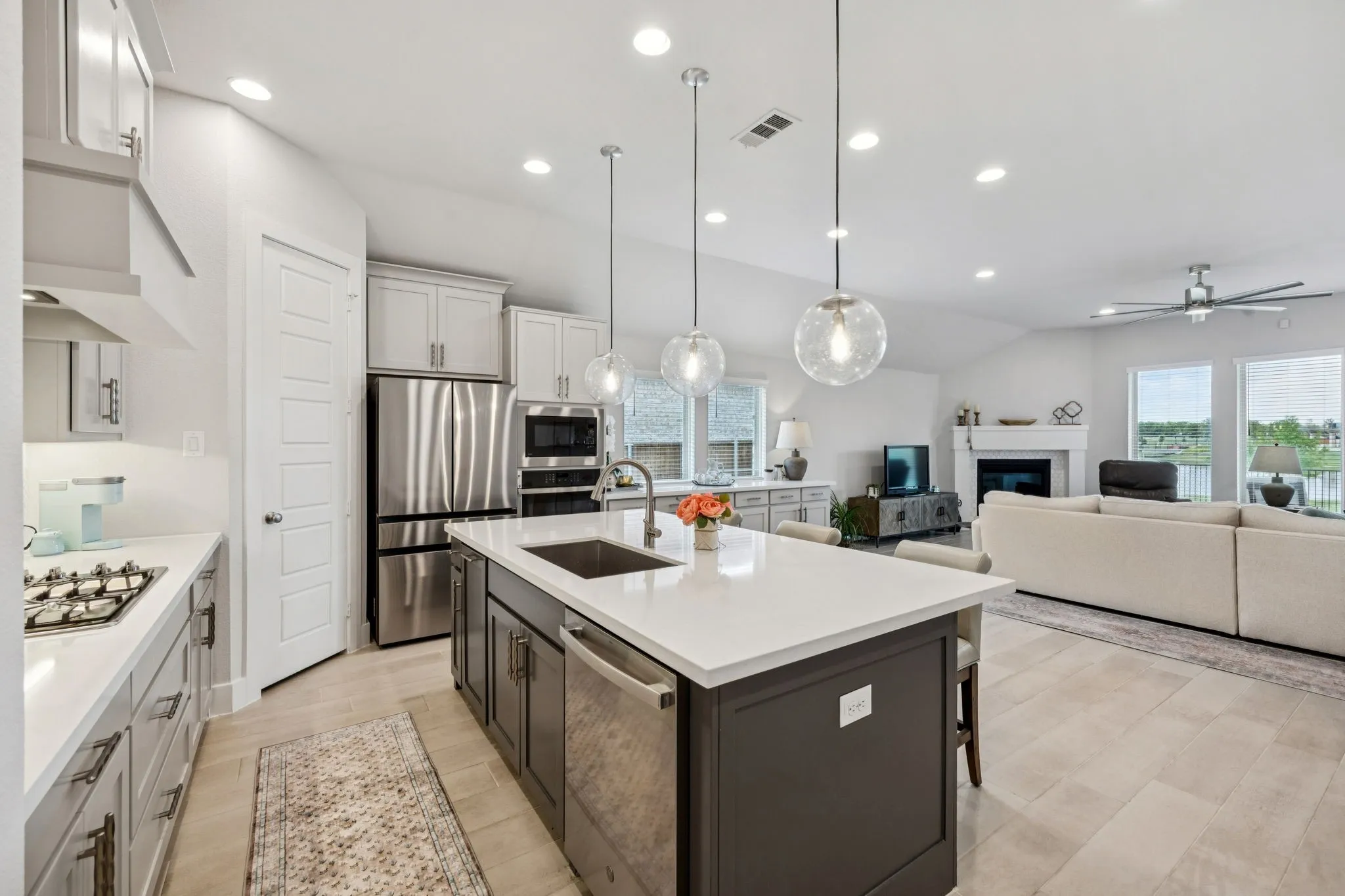 Single Family Residence For Sale in Kaufman County , 1232 Rushcroft Way, Forney, Texas 75126, 4 Bedroom, 4 Bathroom, 3 Garage spaces, 2,730 Sqft, built in 2022, Preowned, Price $425,000, mls#21217681, Real Estate Agent in Forney, Homes For Sale in Kaufman county, Homes For Sale in Forney, Realtor in Forney Texas, Real Estate Brokerage Independent Realty Texas, Luminita Cordes Realtor