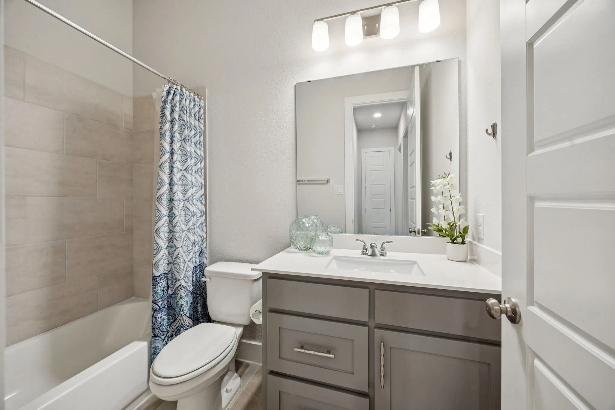 Single Family Residence For Sale in Kaufman County , 1232 Rushcroft Way, Forney, Texas 75126, 4 Bedroom, 4 Bathroom, 3 Garage spaces, 2,730 Sqft, built in 2022, Preowned, Price $425,000, mls#21217681, Real Estate Agent in Forney, Homes For Sale in Kaufman county, Homes For Sale in Forney, Realtor in Forney Texas, Real Estate Brokerage Independent Realty Texas, Luminita Cordes Realtor