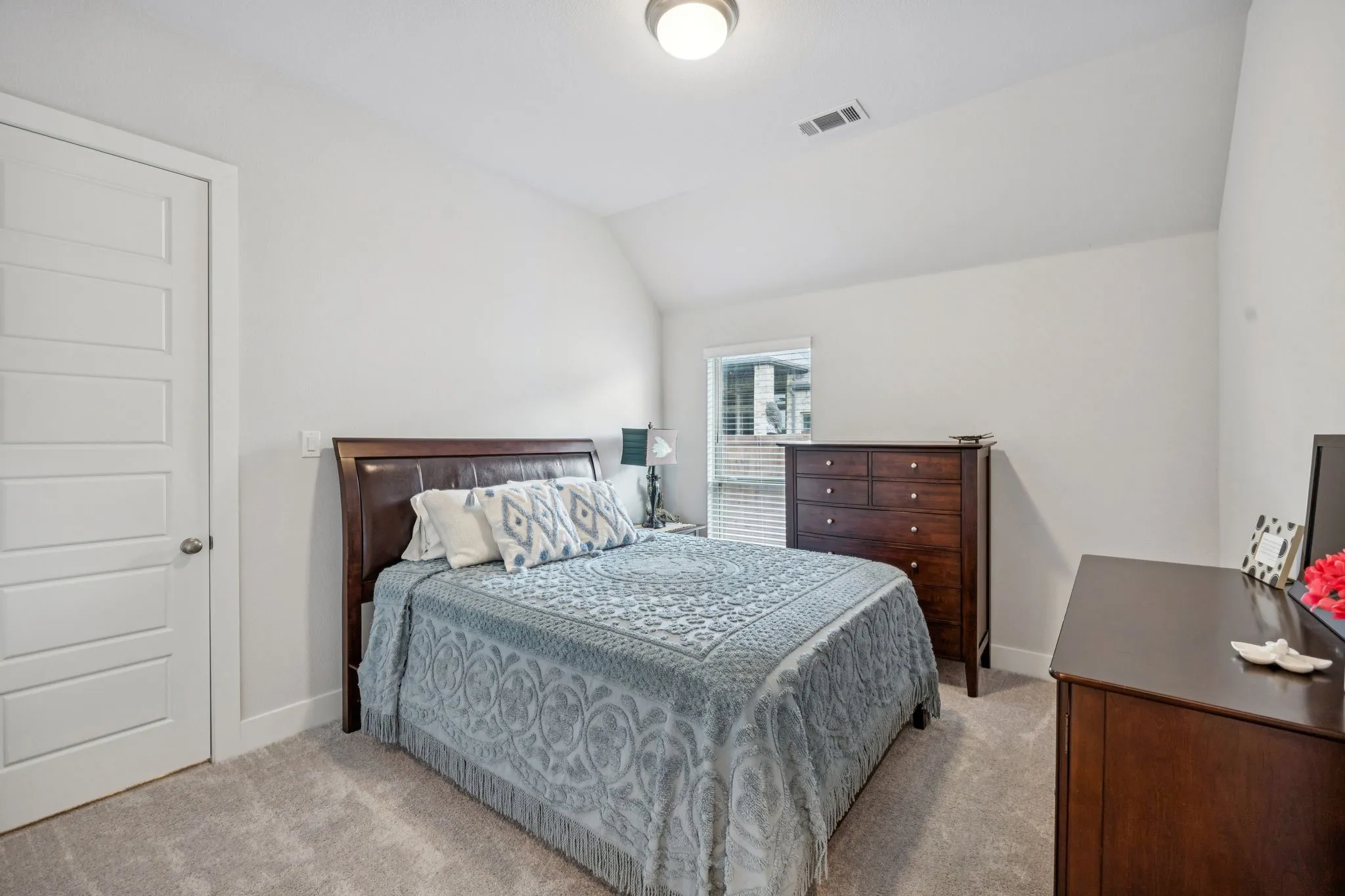 Single Family Residence For Sale in Kaufman County , 1232 Rushcroft Way, Forney, Texas 75126, 4 Bedroom, 4 Bathroom, 3 Garage spaces, 2,730 Sqft, built in 2022, Preowned, Price $425,000, mls#21217681, Real Estate Agent in Forney, Homes For Sale in Kaufman county, Homes For Sale in Forney, Realtor in Forney Texas, Real Estate Brokerage Independent Realty Texas, Luminita Cordes Realtor