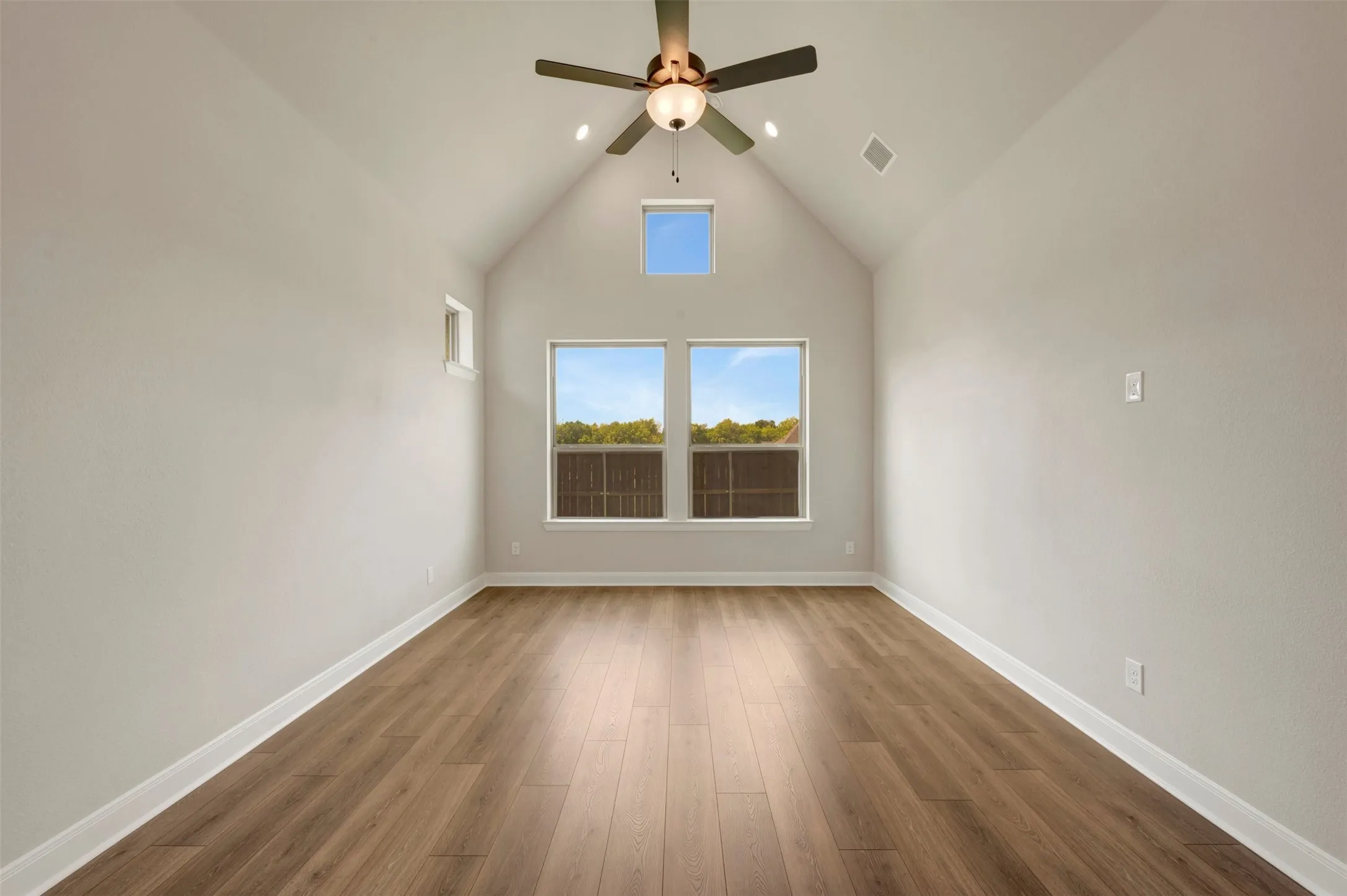 Single Family Residence For Sale in Collin County , 2809 Genuine Risk Court, Celina, Texas 75009, 4 Bedroom, 5 Bathroom, 3 Garage spaces, 3,481 Sqft, built in 2026, New Construction - Incomplete, mls#21217694, Real Estate Agent in Celina, Homes For Sale in Collin county, Homes For Sale in Celina, Realtor in Celina Texas, Real Estate Brokerage Independent Realty Texas, Luminita Cordes Realtor