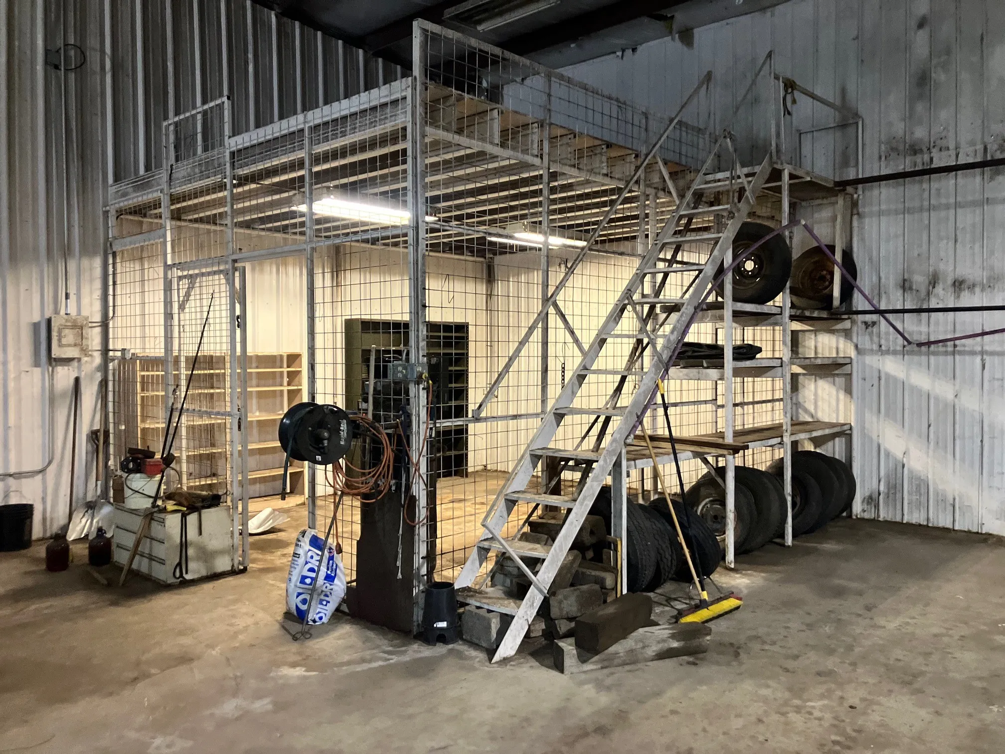 Retail For Sale in Comanche County , 117 E. Bivar, De Leon, Texas 76444, 0, 0, Garage spaces, 0 Sqft, built in 2010, Preowned, Price $481,500, mls#21217223, Real Estate Agent in De Leon, Homes For Sale in Comanche county, Homes For Sale in De Leon, Realtor in De Leon Texas, Real Estate Brokerage Independent Realty Texas, Luminita Cordes Realtor