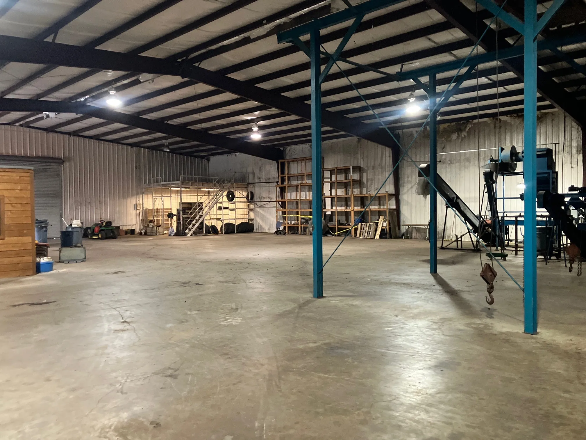 Retail For Sale in Comanche County , 117 E. Bivar, De Leon, Texas 76444, 0, 0, Garage spaces, 0 Sqft, built in 2010, Preowned, Price $481,500, mls#21217223, Real Estate Agent in De Leon, Homes For Sale in Comanche county, Homes For Sale in De Leon, Realtor in De Leon Texas, Real Estate Brokerage Independent Realty Texas, Luminita Cordes Realtor